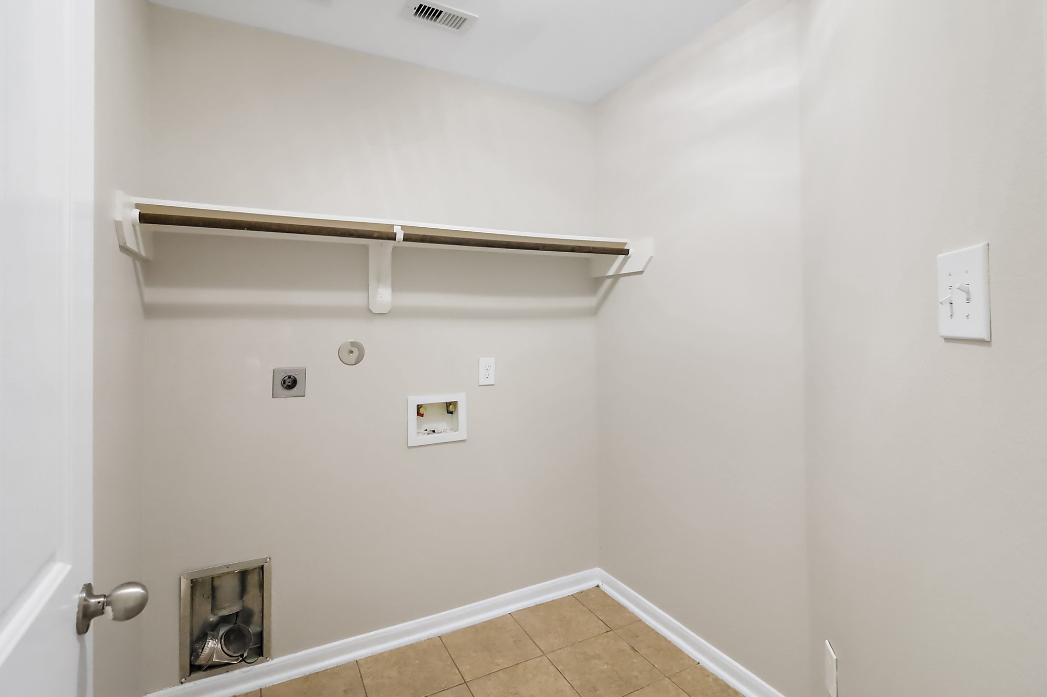 17123 Broken Back Drive Property Photo 17