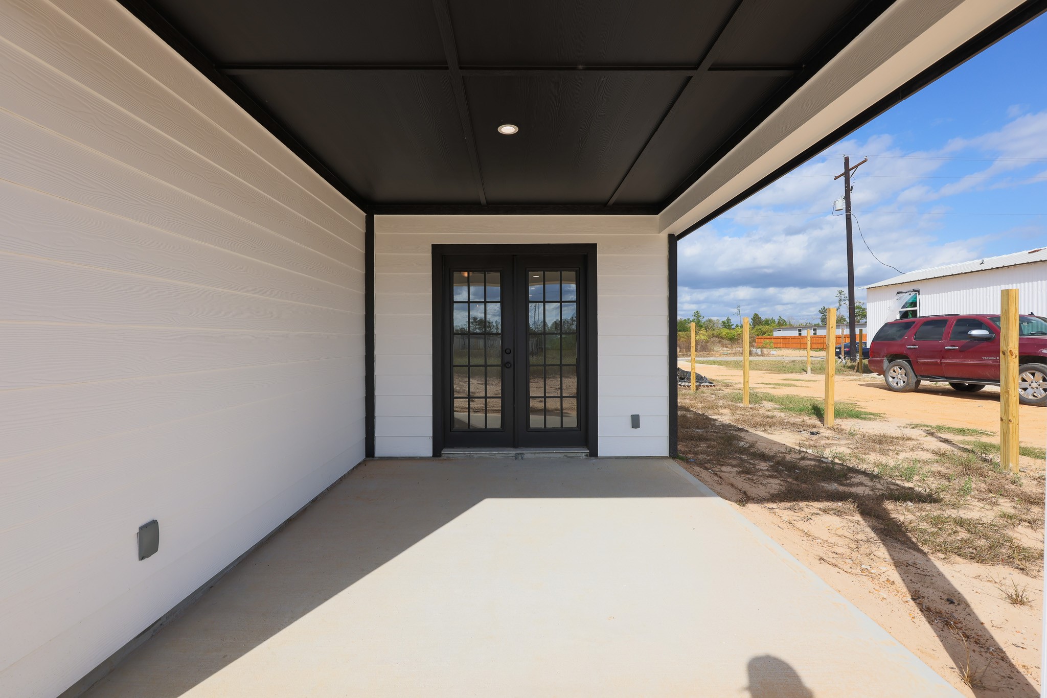 228 5914-10 Property Photo 27