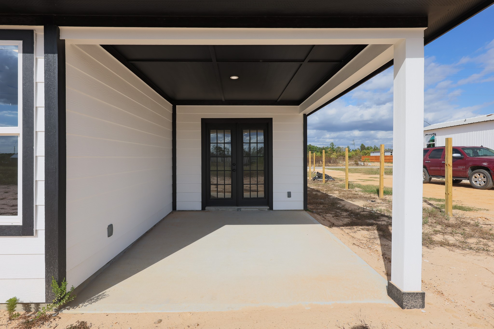 228 5914-10 Property Photo 28