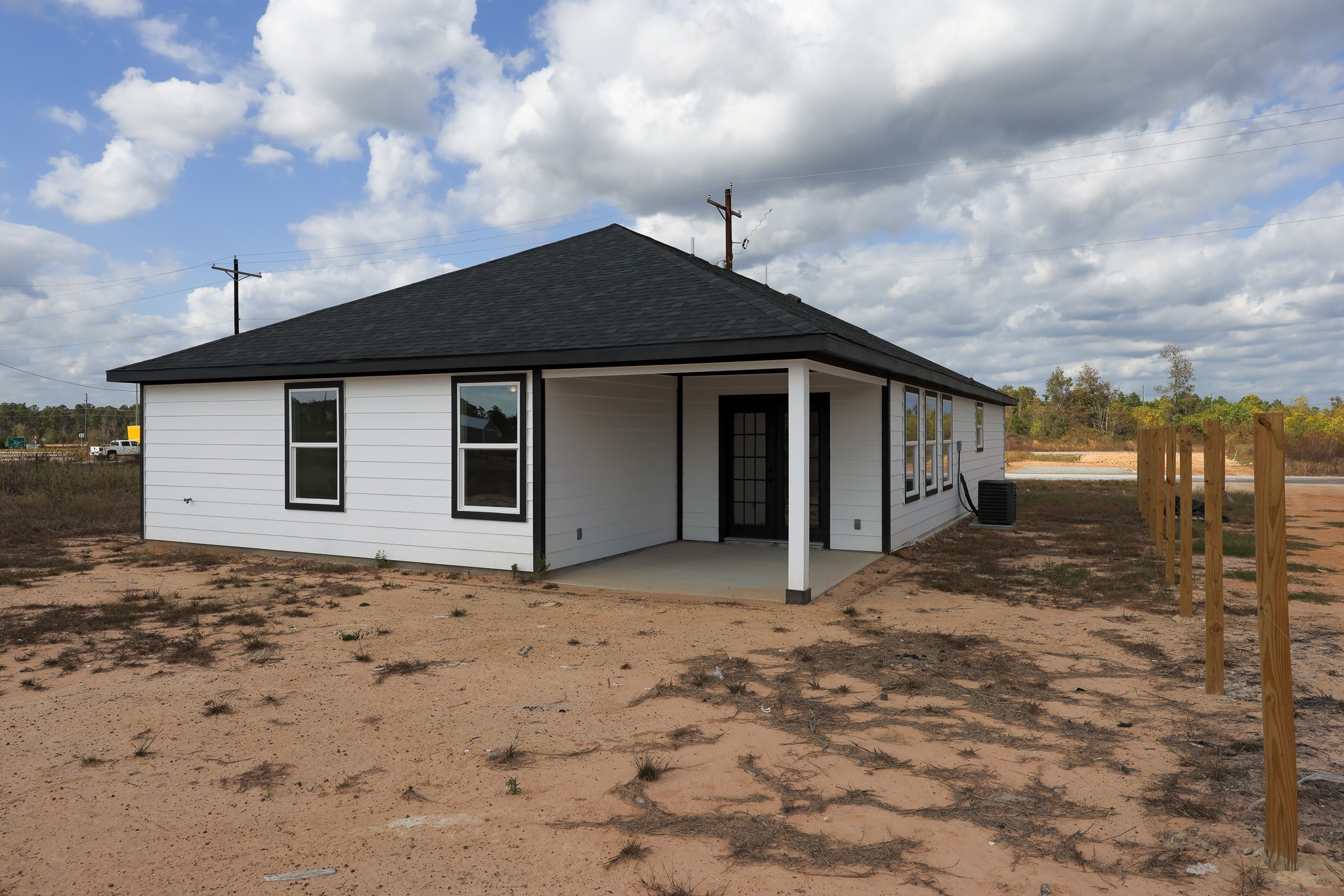228 5914-10 Property Photo 30