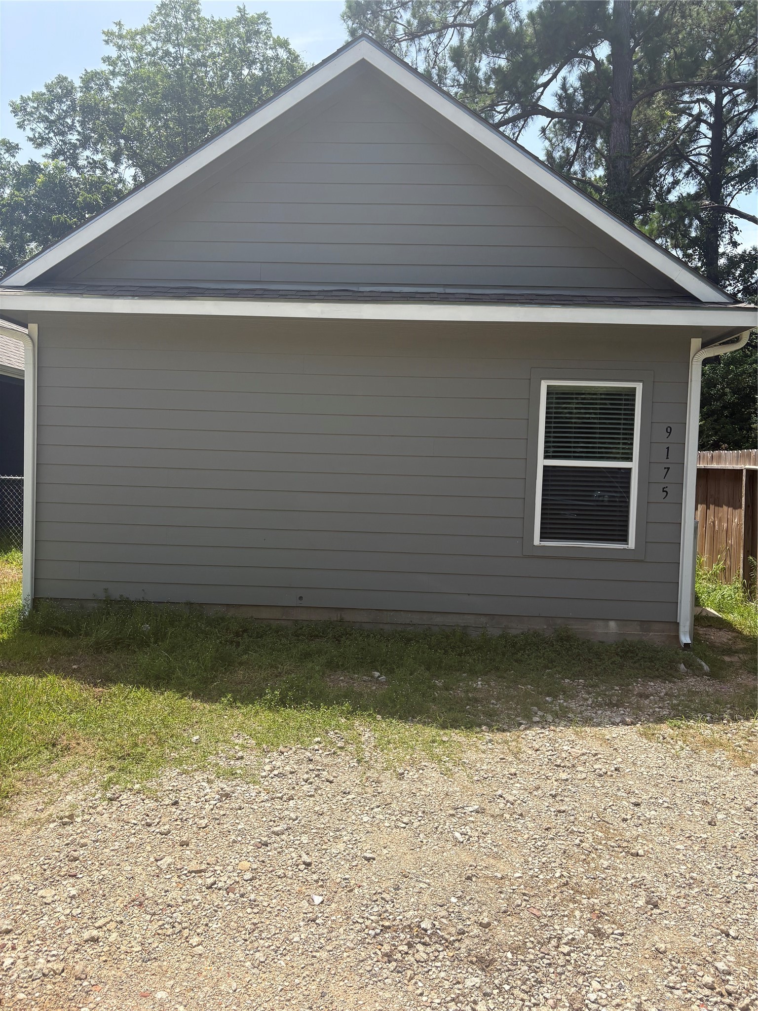 9175 Inwood Property Photo 1