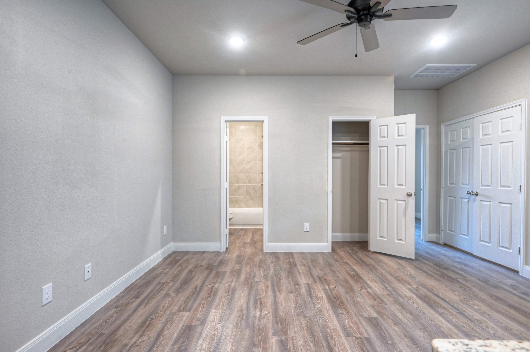 9175 Inwood Property Photo 10