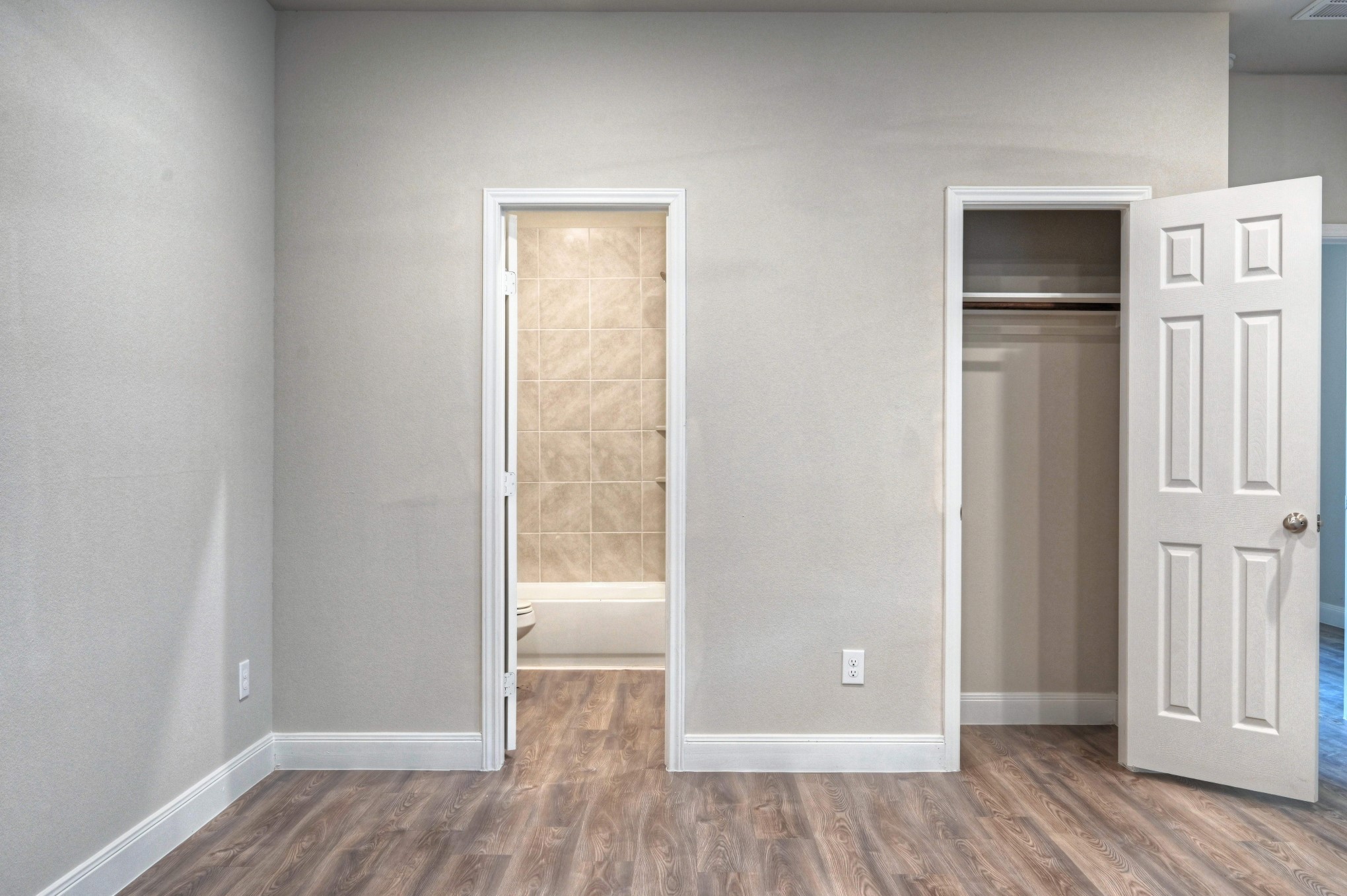 9175 Inwood Property Photo 11