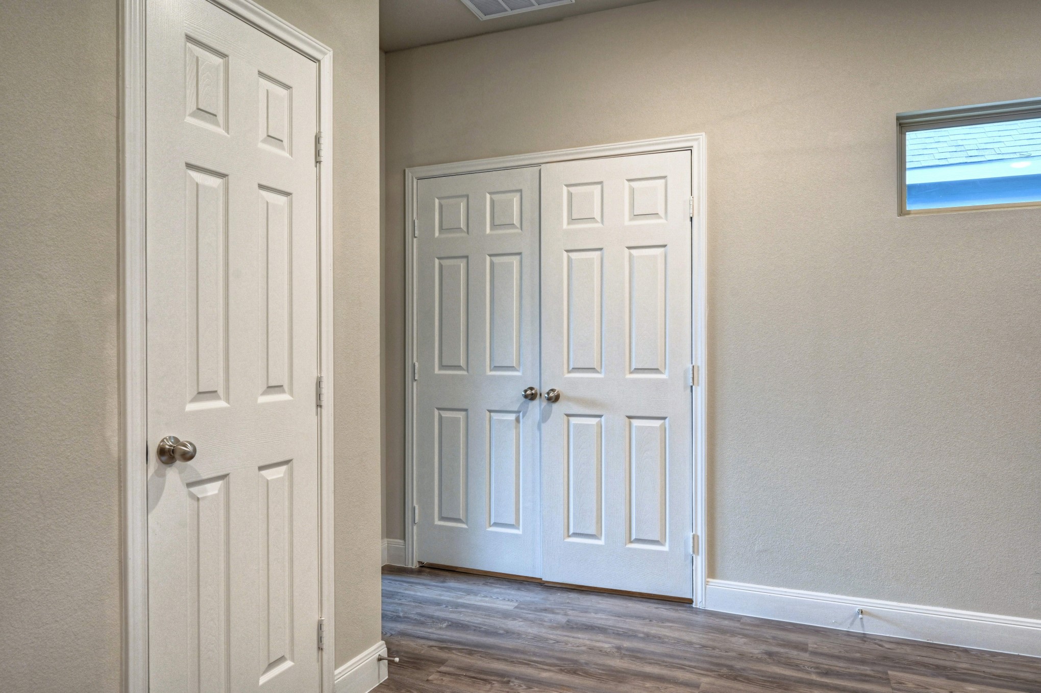 9175 Inwood Property Photo 13