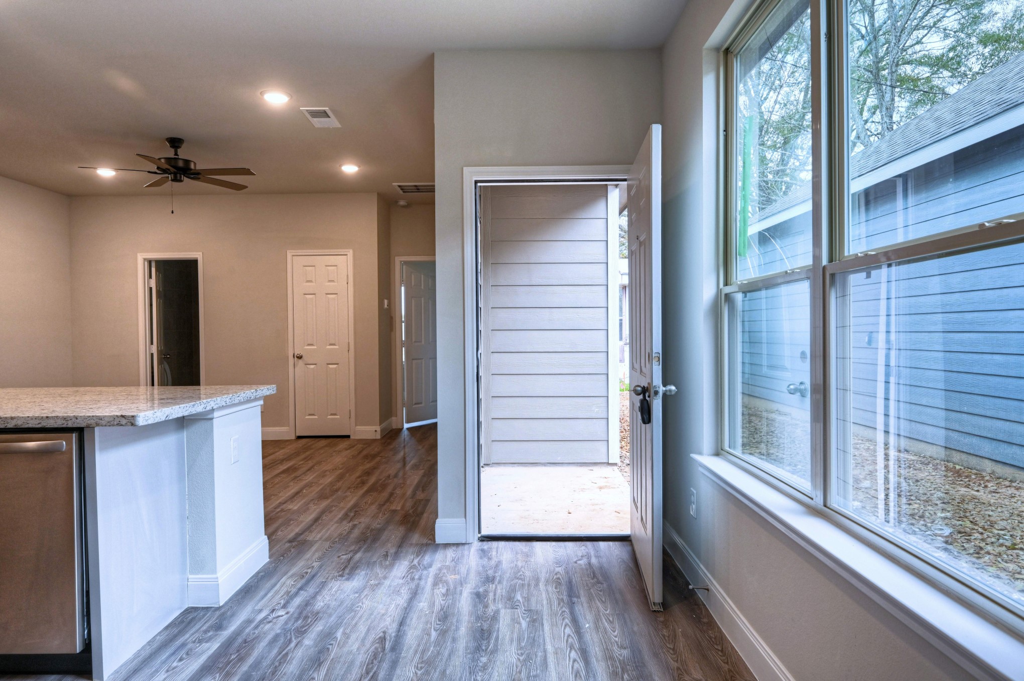 9175 Inwood Property Photo 33