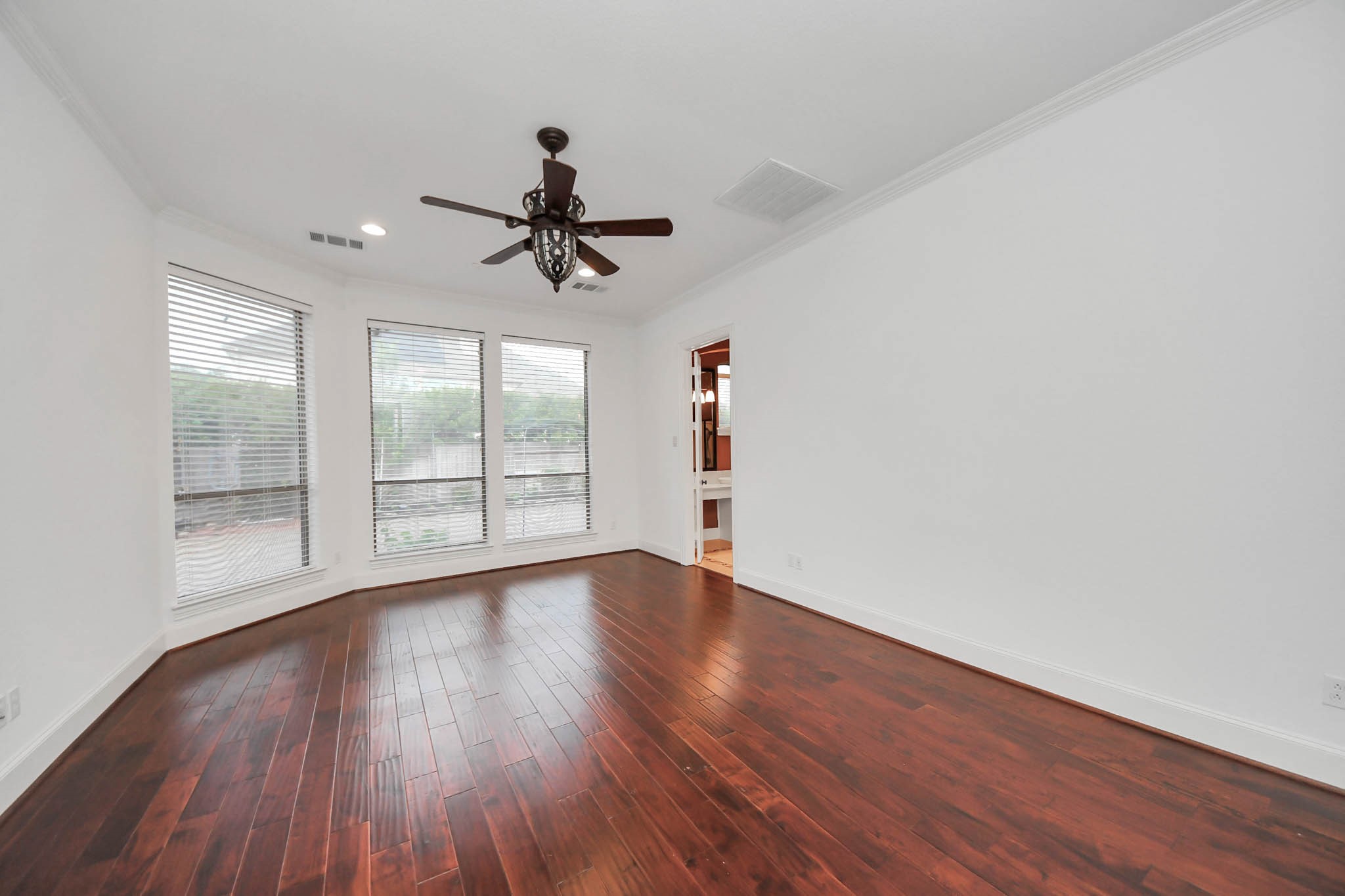 1807 Ravenel Lane Property Photo 13