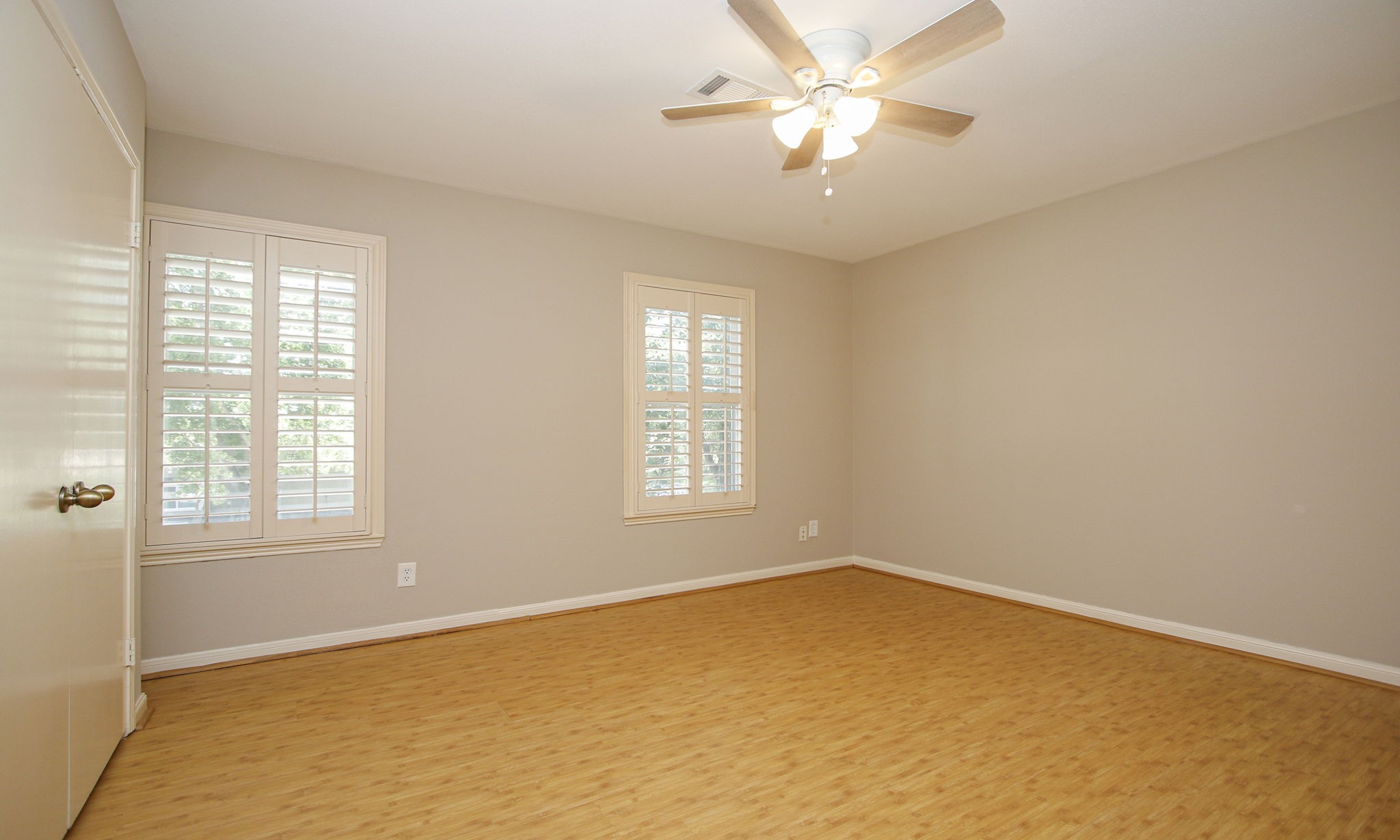 9656 Westview Drive 8 Property Photo 31