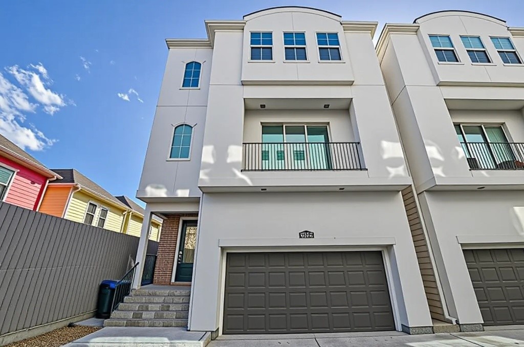 1536 Dian Street C Property Photo 1