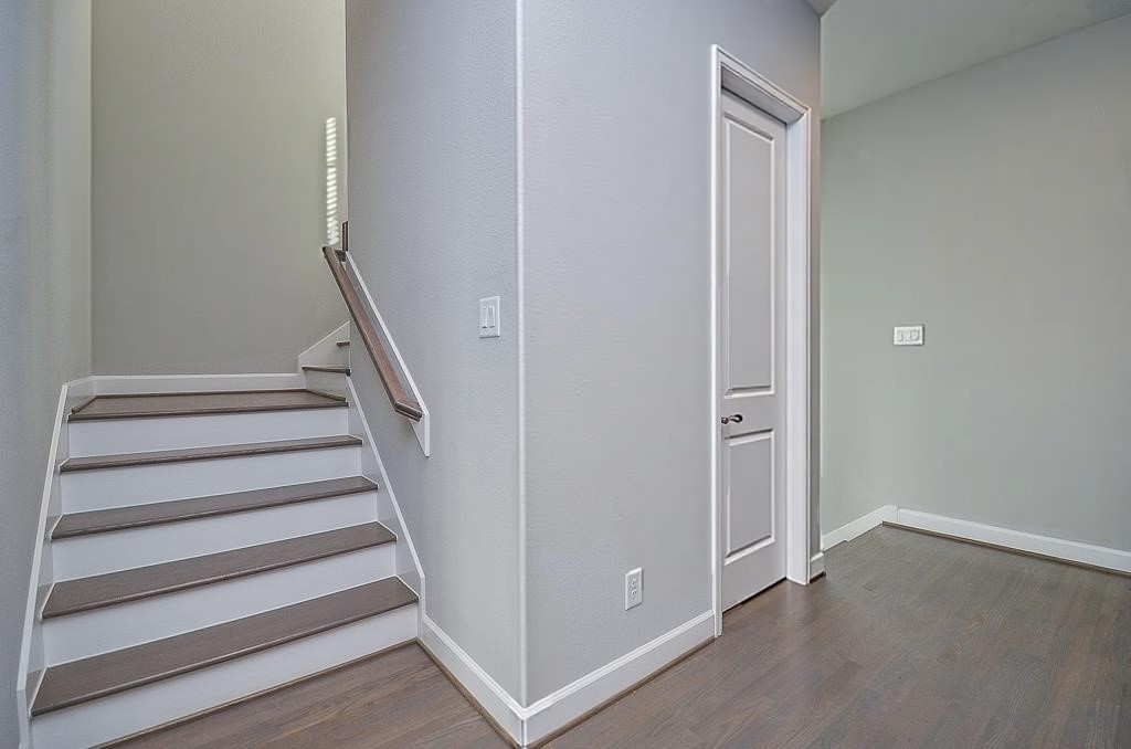 1536 Dian Street C Property Photo 31