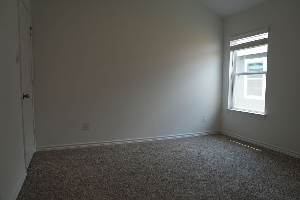 821 Stoney Point Lane Property Photo 17