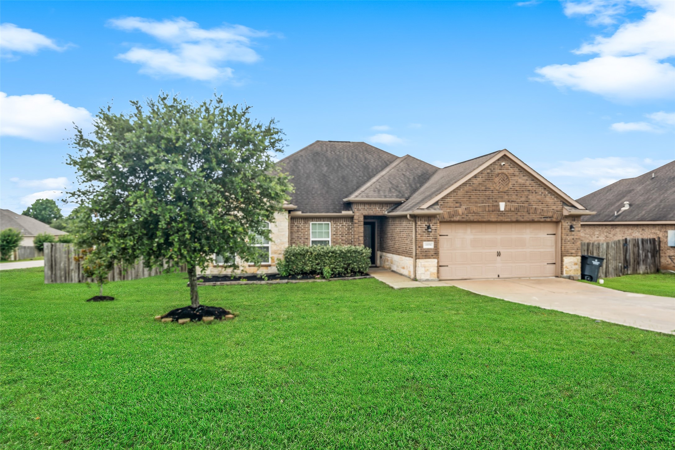 18856 Atascosa Trail Property Photo 3