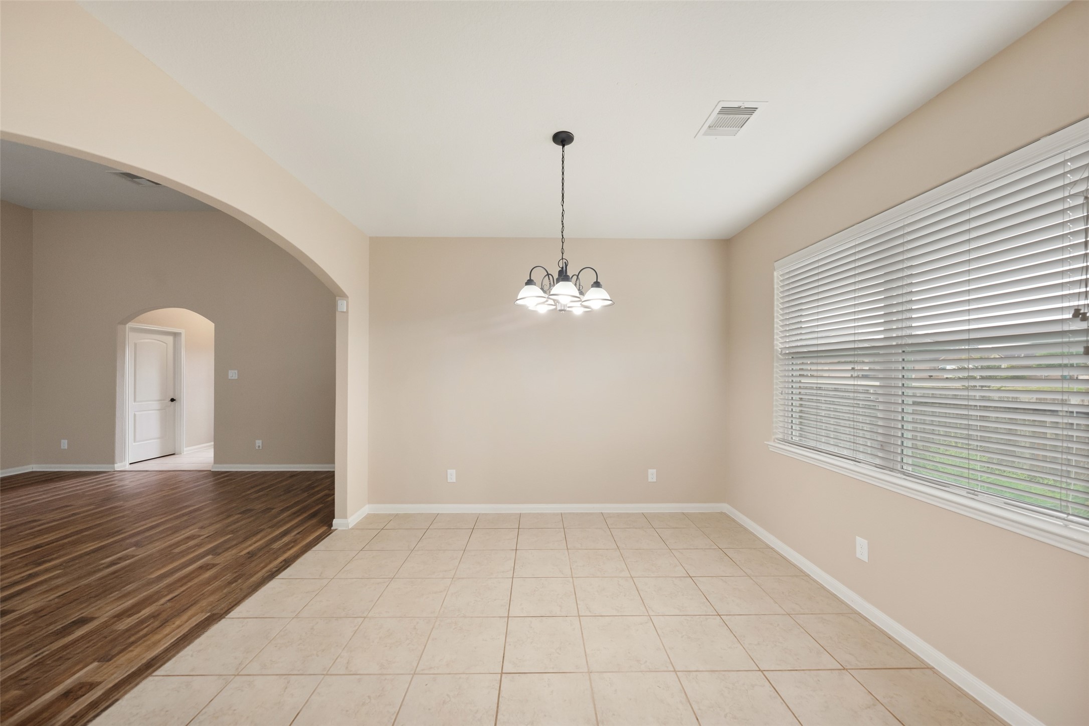 18856 Atascosa Trail Property Photo 7