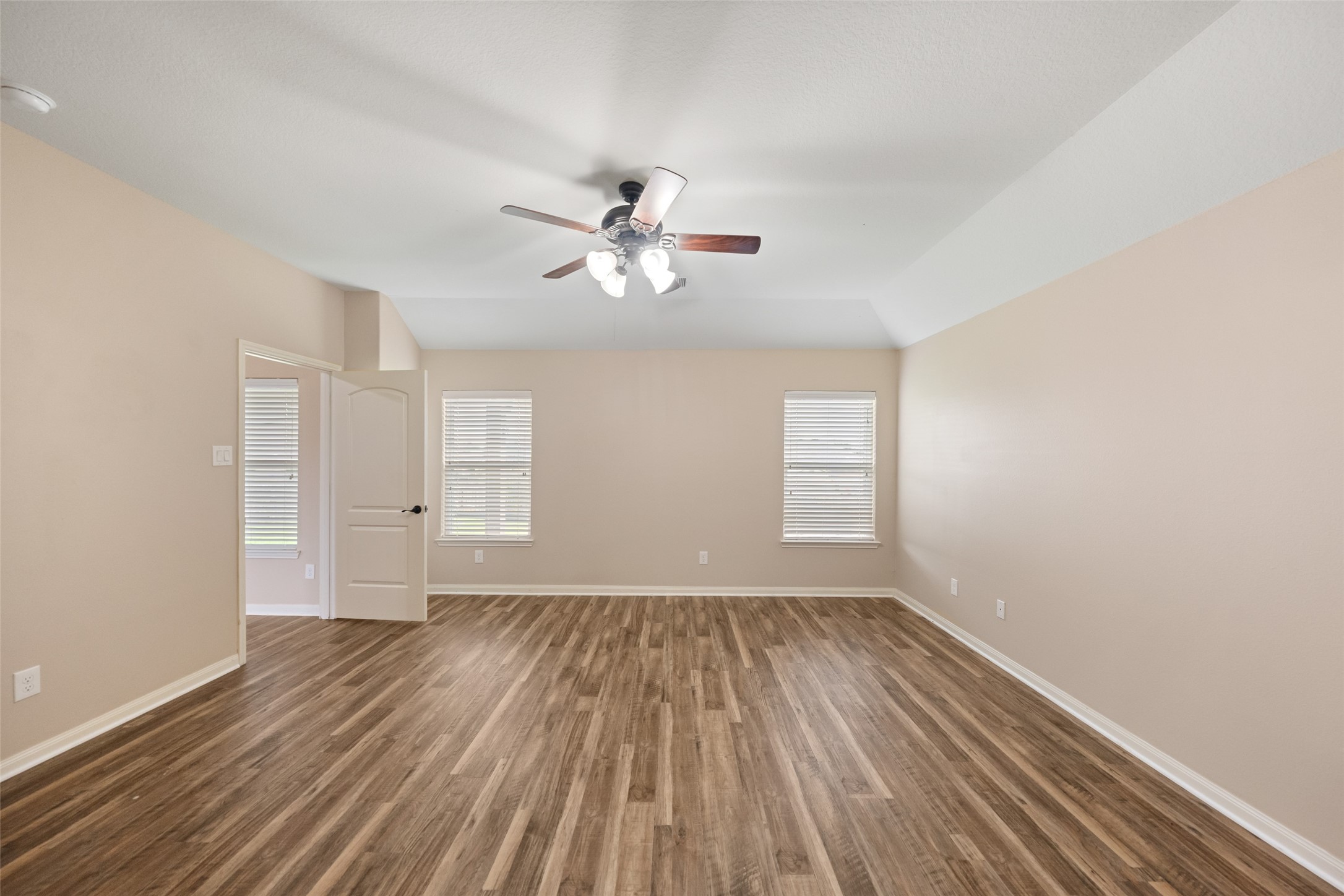 18856 Atascosa Trail Property Photo 20
