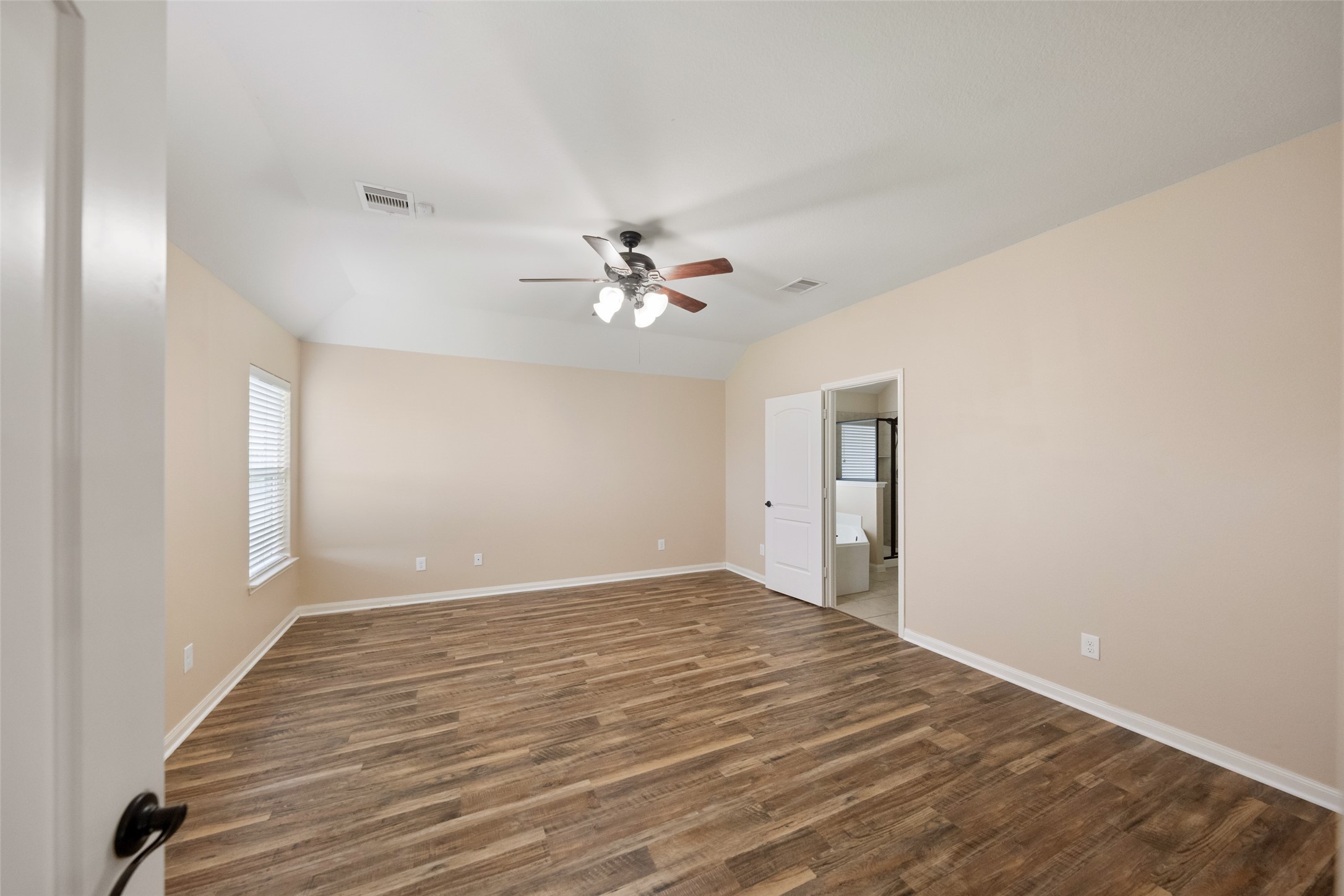 18856 Atascosa Trail Property Photo 21