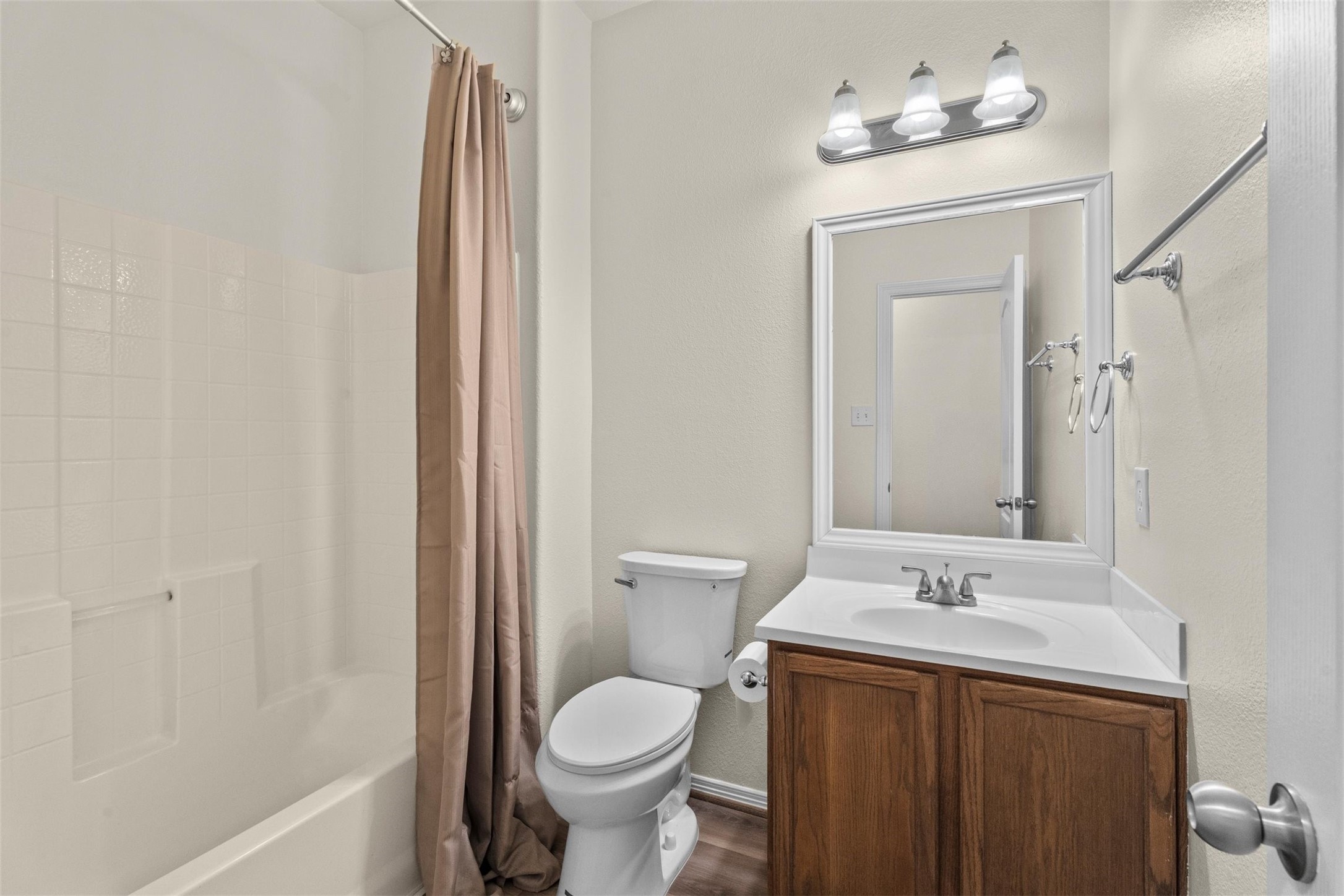 1069 Shadow Glenn Drive Property Photo 15