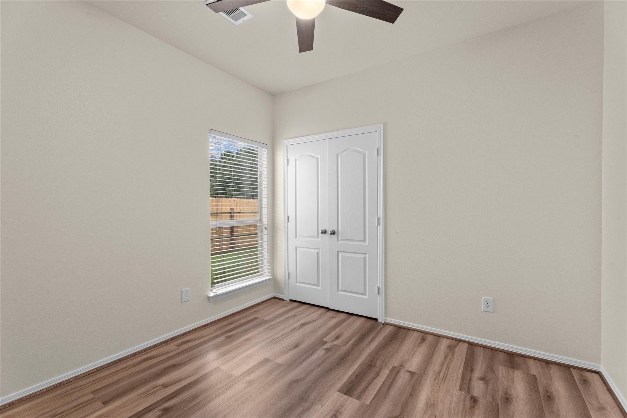 1069 Shadow Glenn Drive Property Photo 18