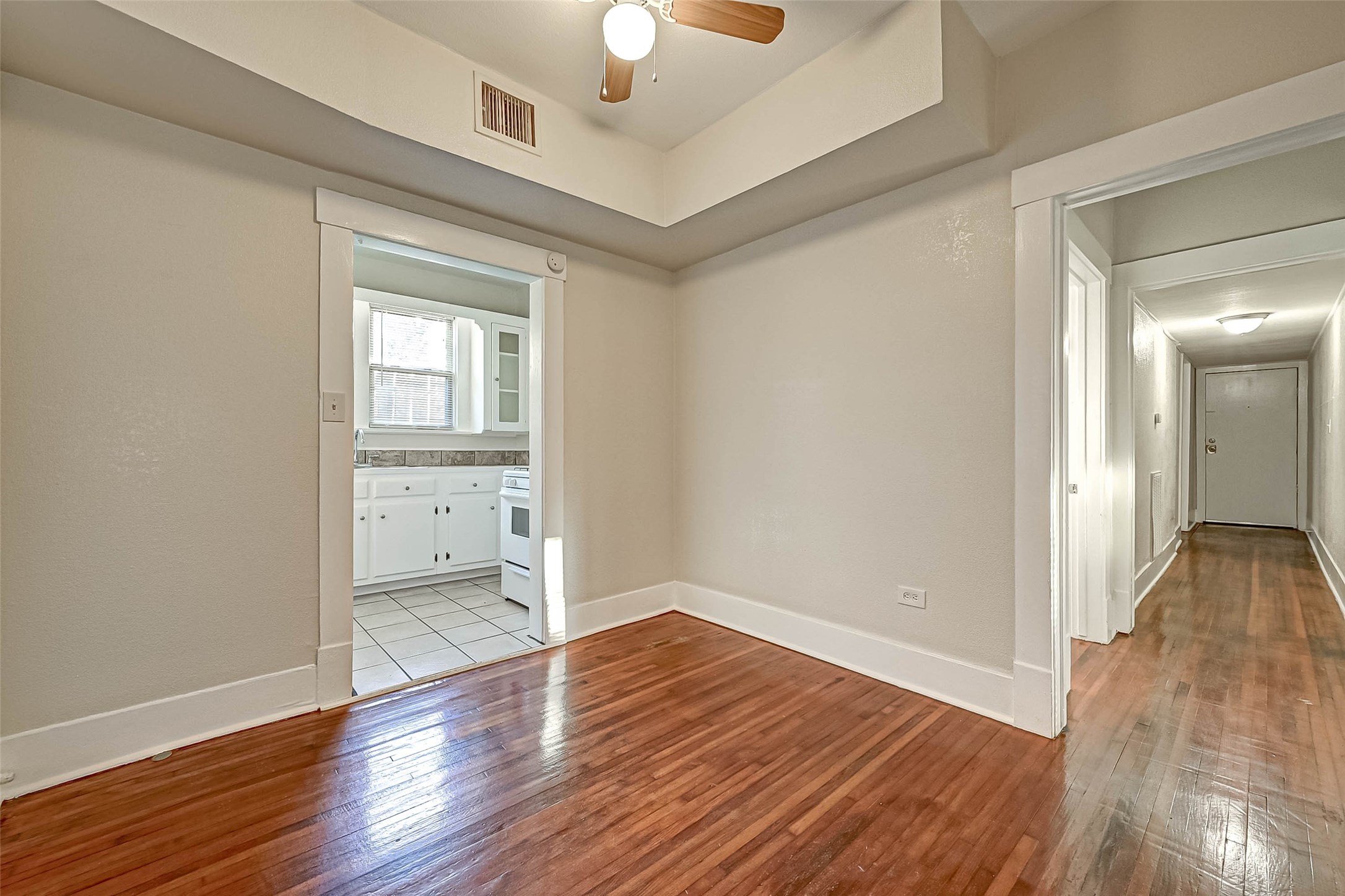 1748 Richmond Avenue 4 Property Photo 1
