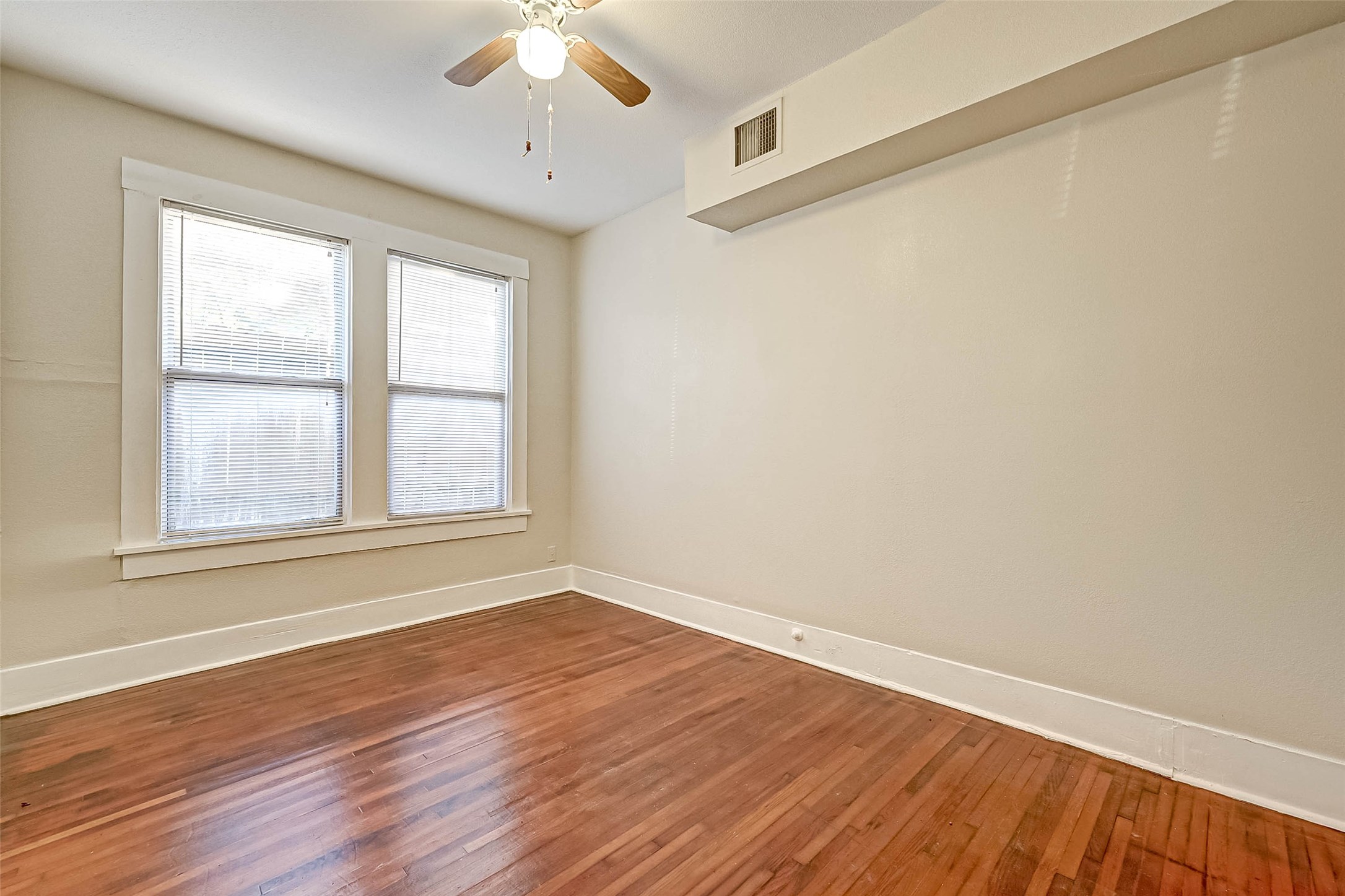 1748 Richmond Avenue 4 Property Photo 19