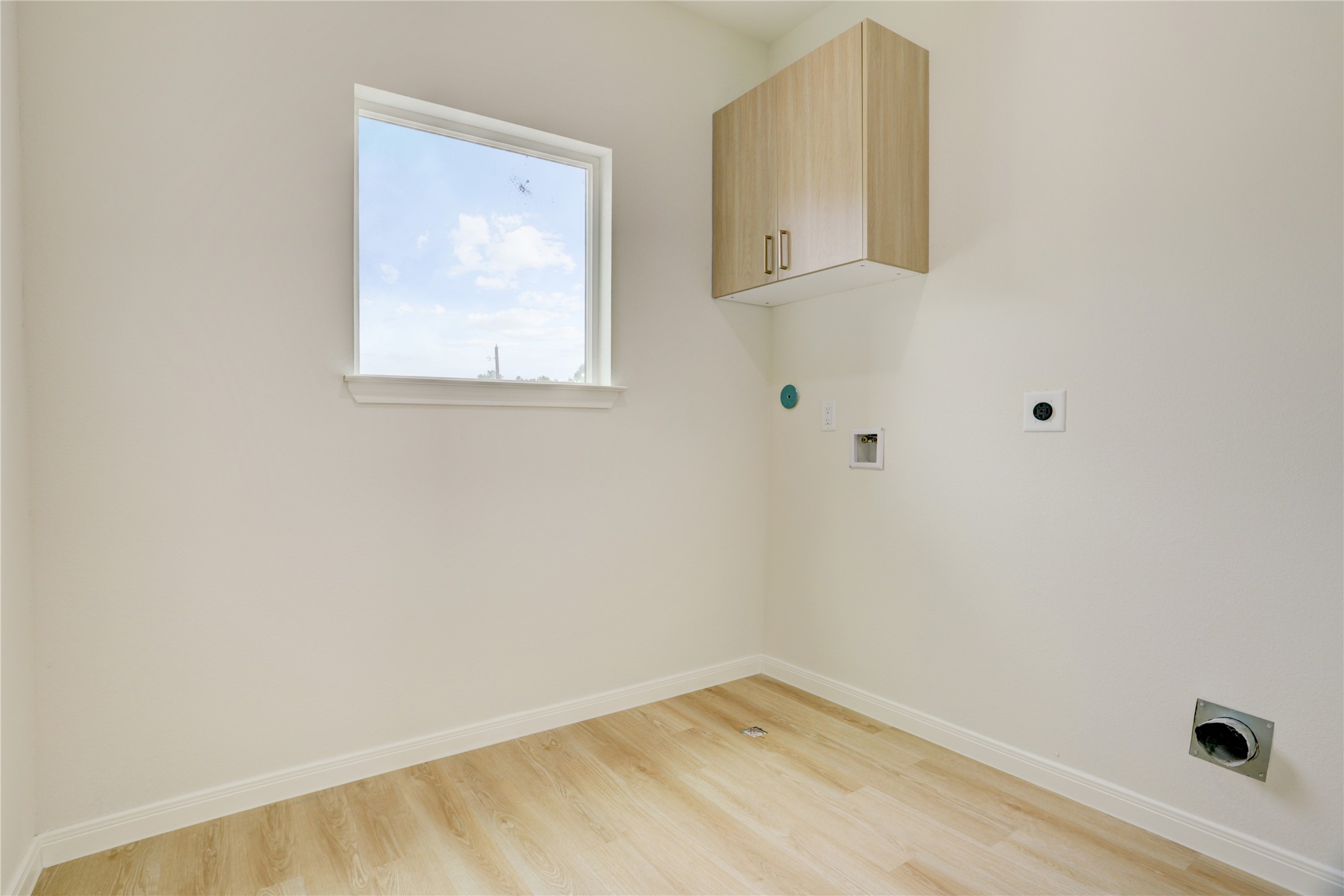 8314 Williamsdell Street B Property Photo 16