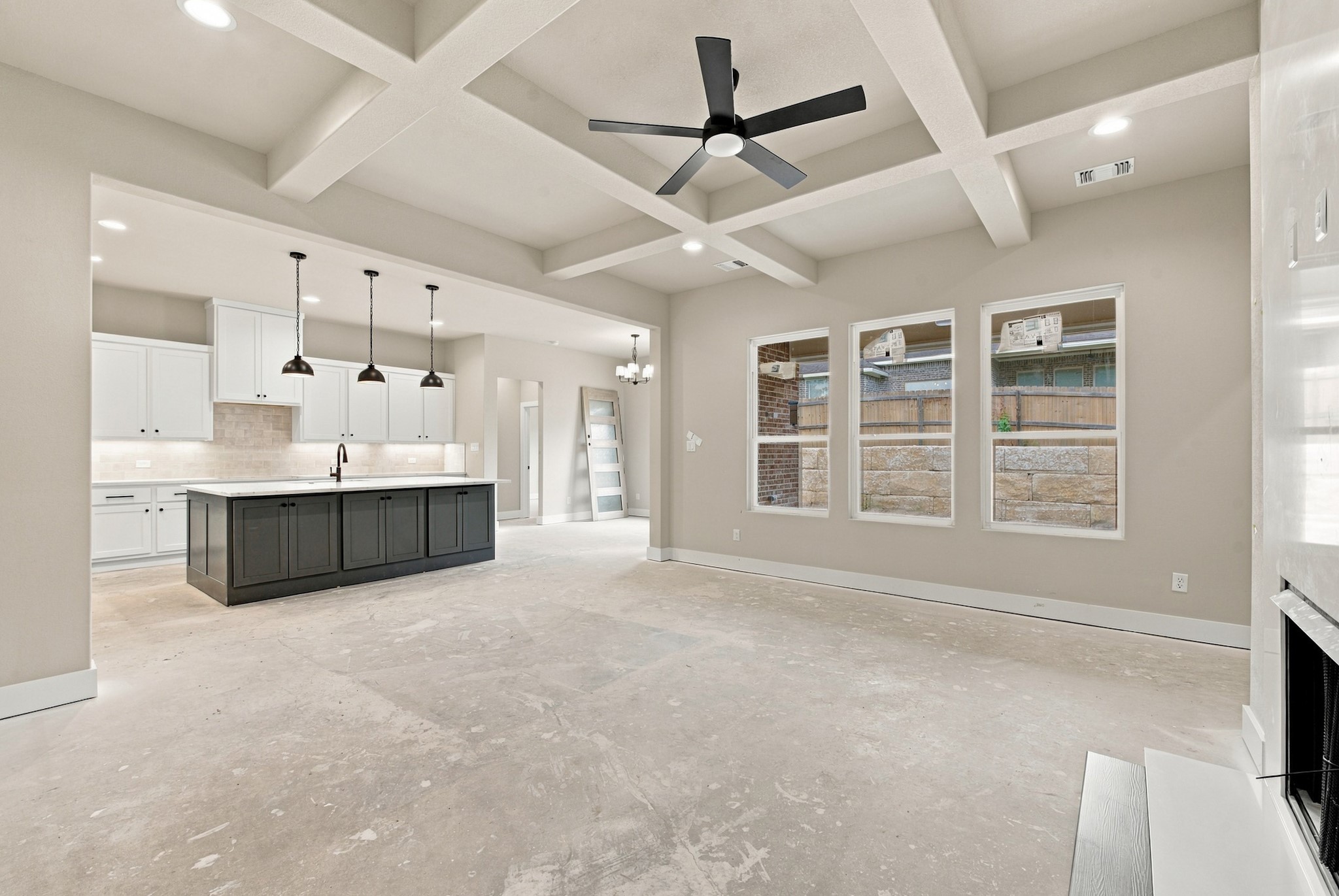 2012 Lola Lane Property Photo 2