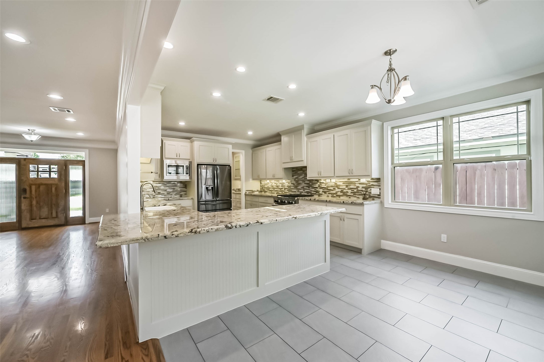 1317 Chantilly Lane Property Photo 10