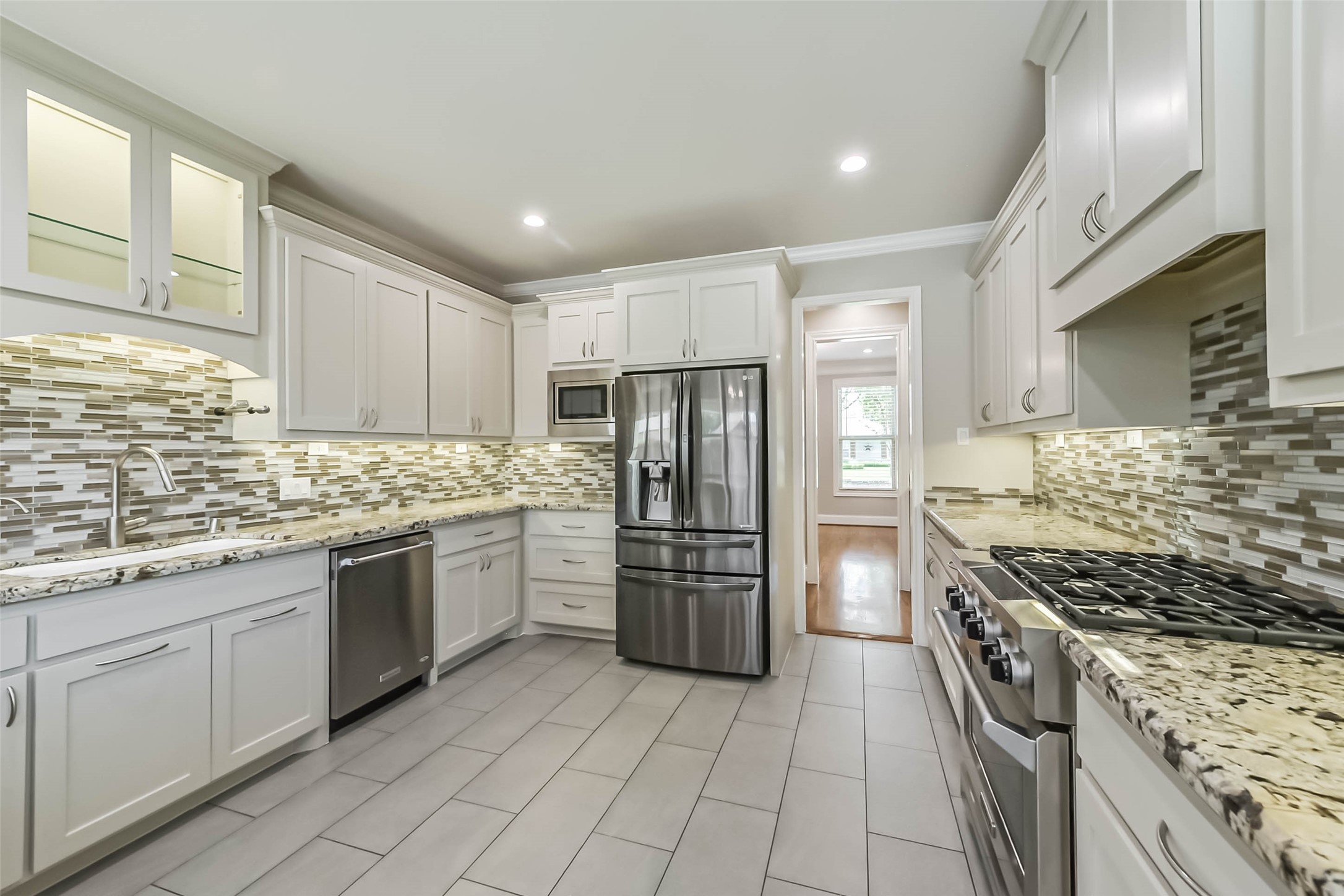 1317 Chantilly Lane Property Photo 14