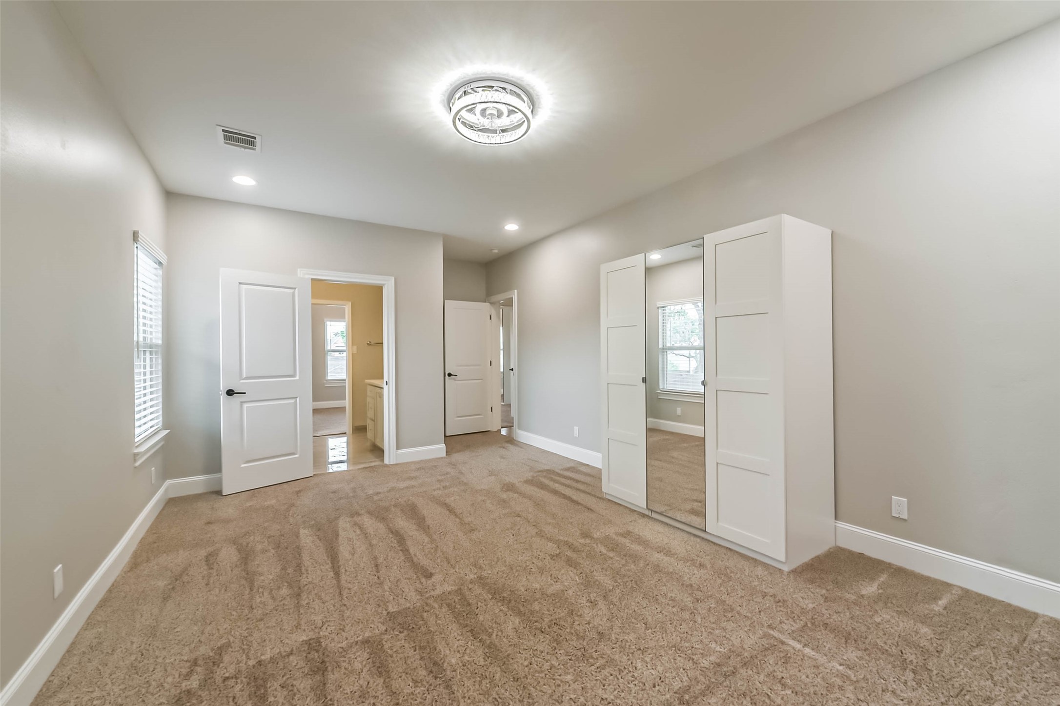 1317 Chantilly Lane Property Photo 35