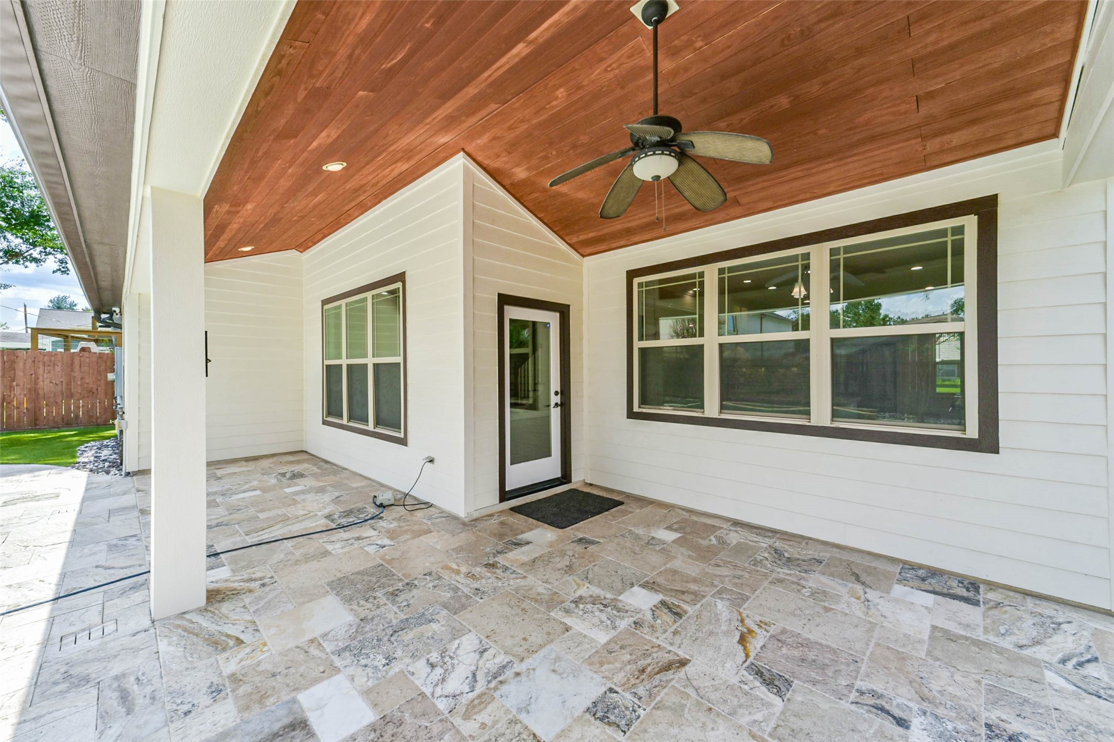 1317 Chantilly Lane Property Photo 44