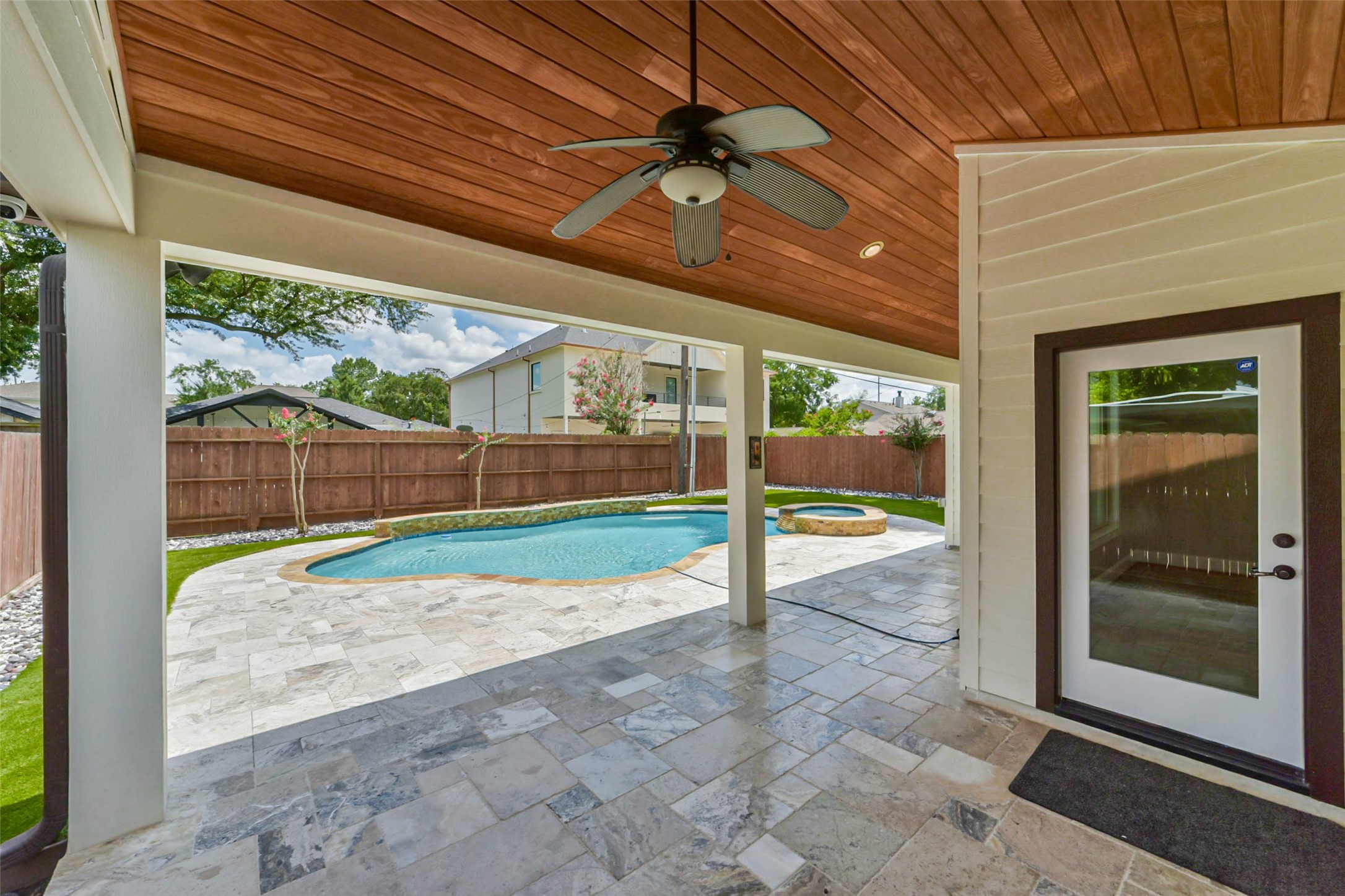 1317 Chantilly Lane Property Photo 45