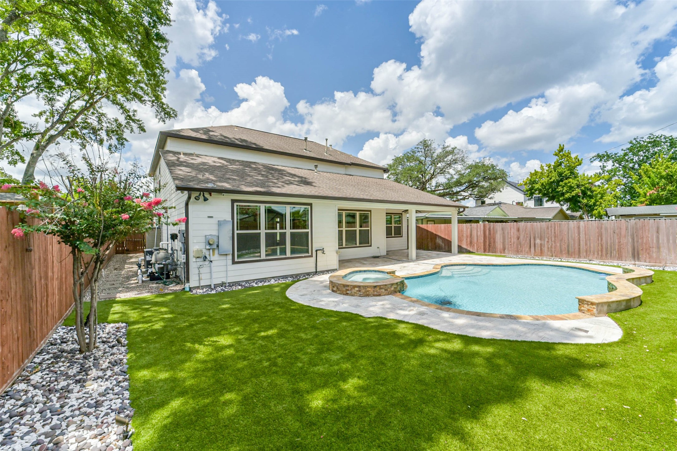 1317 Chantilly Lane Property Photo 46