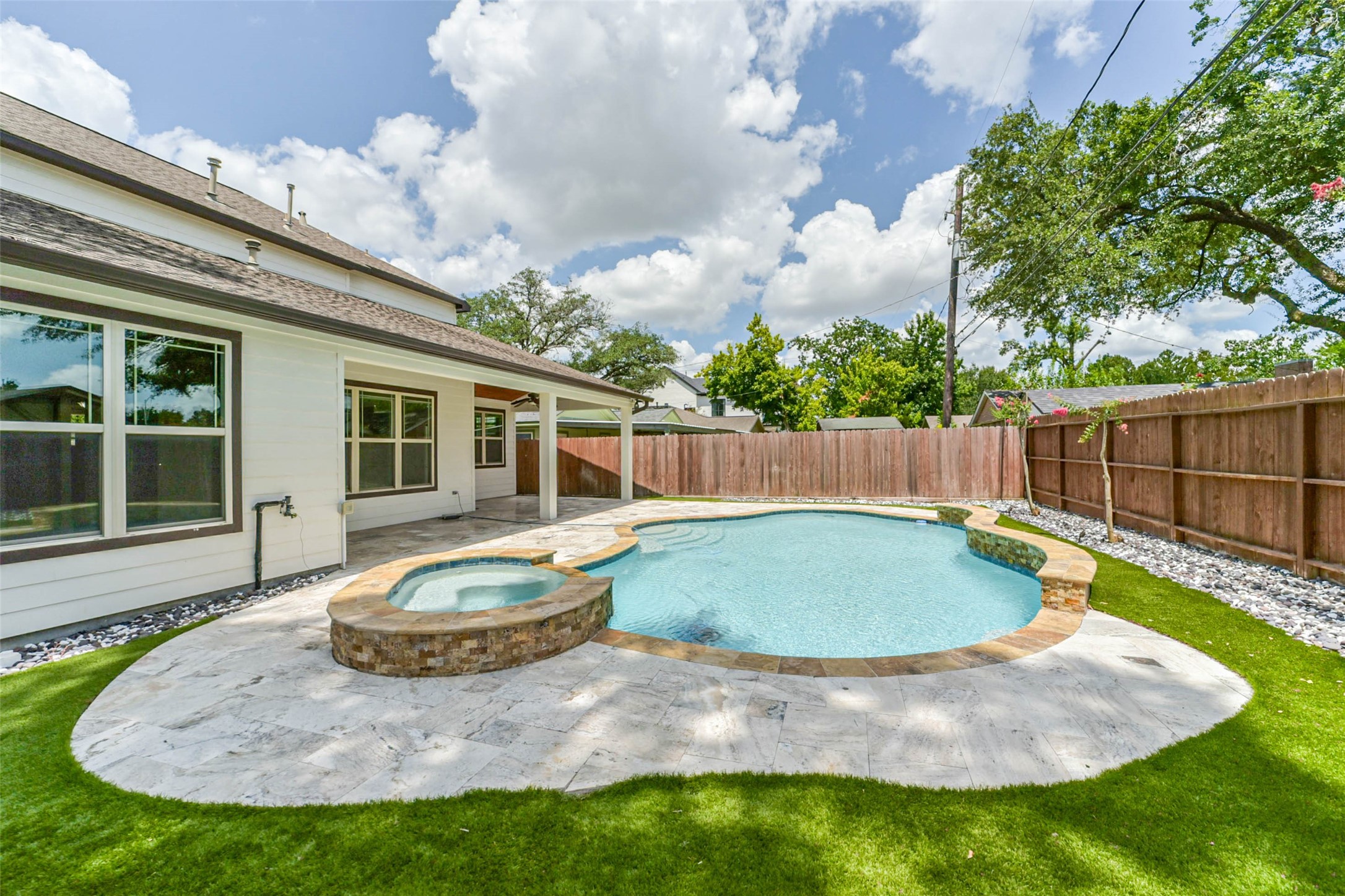 1317 Chantilly Lane Property Photo 47
