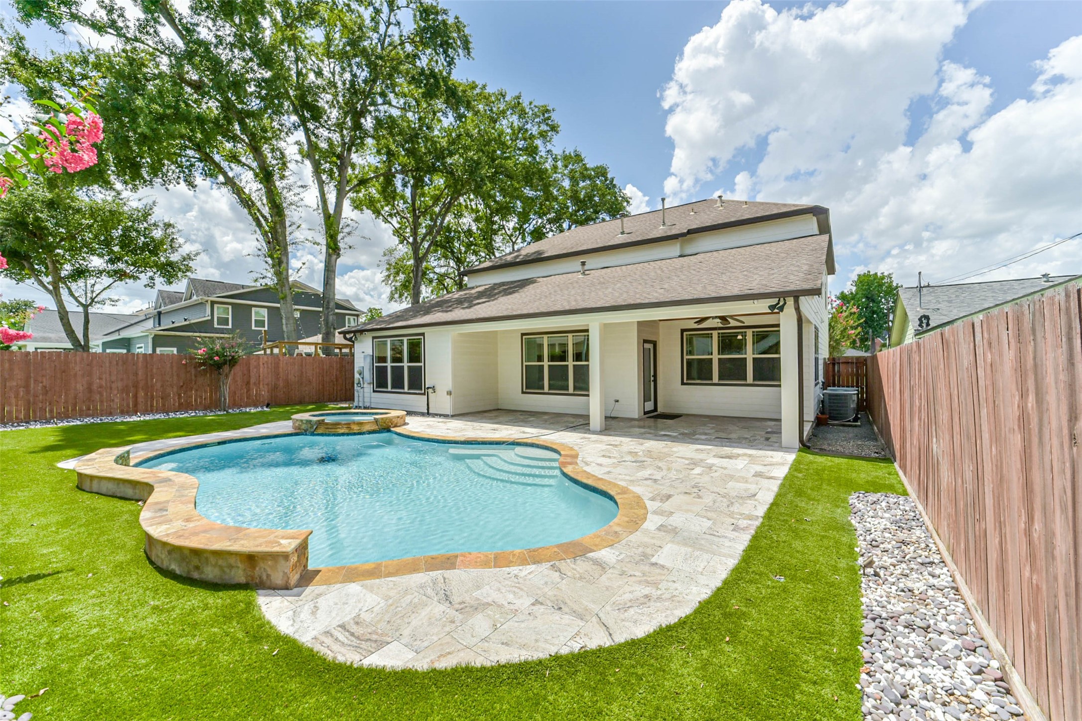 1317 Chantilly Lane Property Photo 48