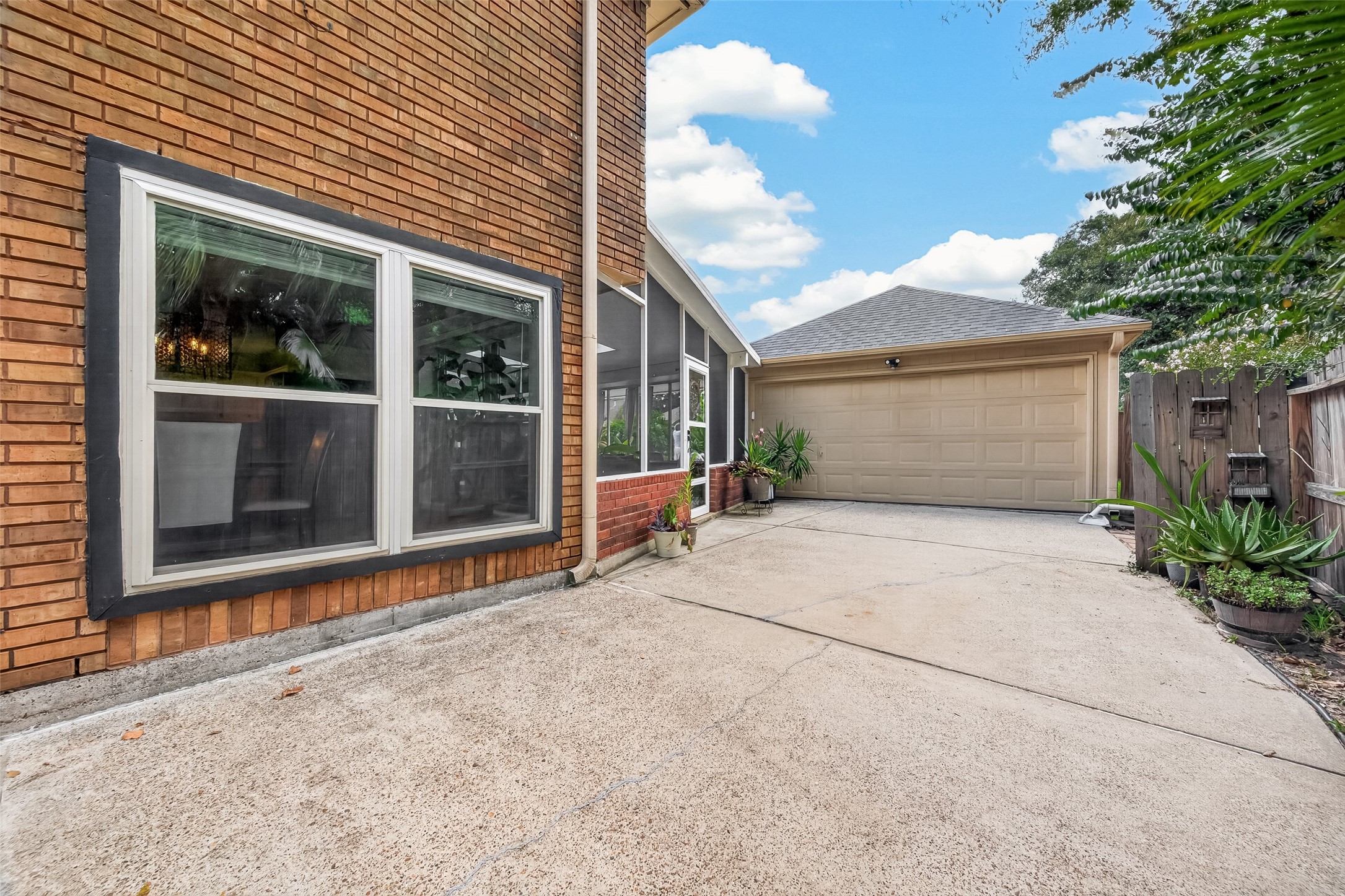 2102 Augusta Drive Property Photo 48