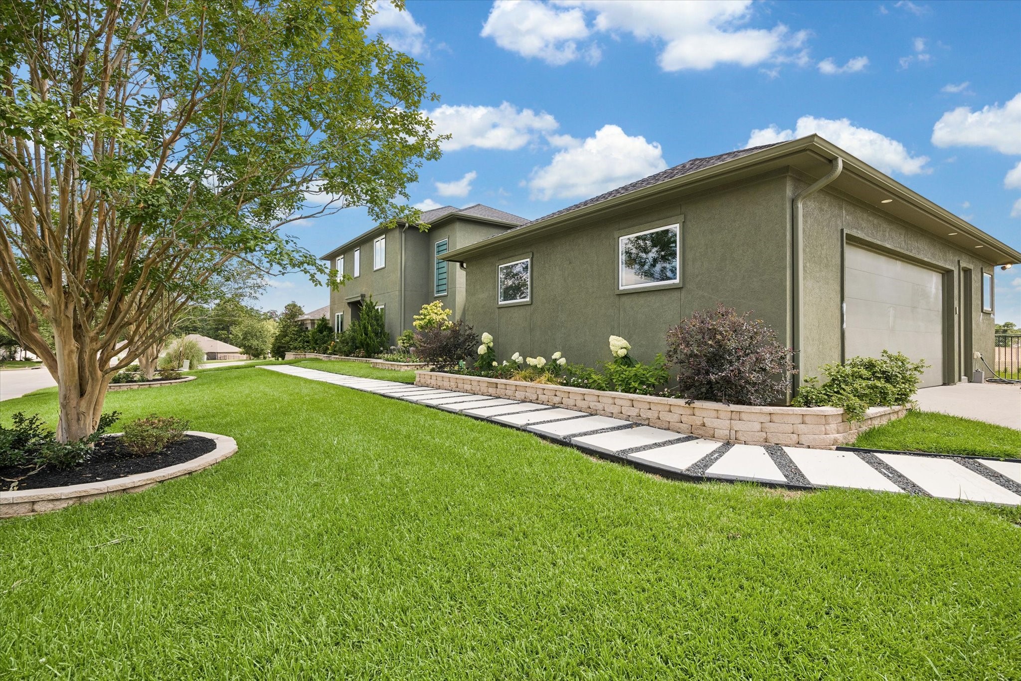 12313 White Oak Pointe Property Photo 4