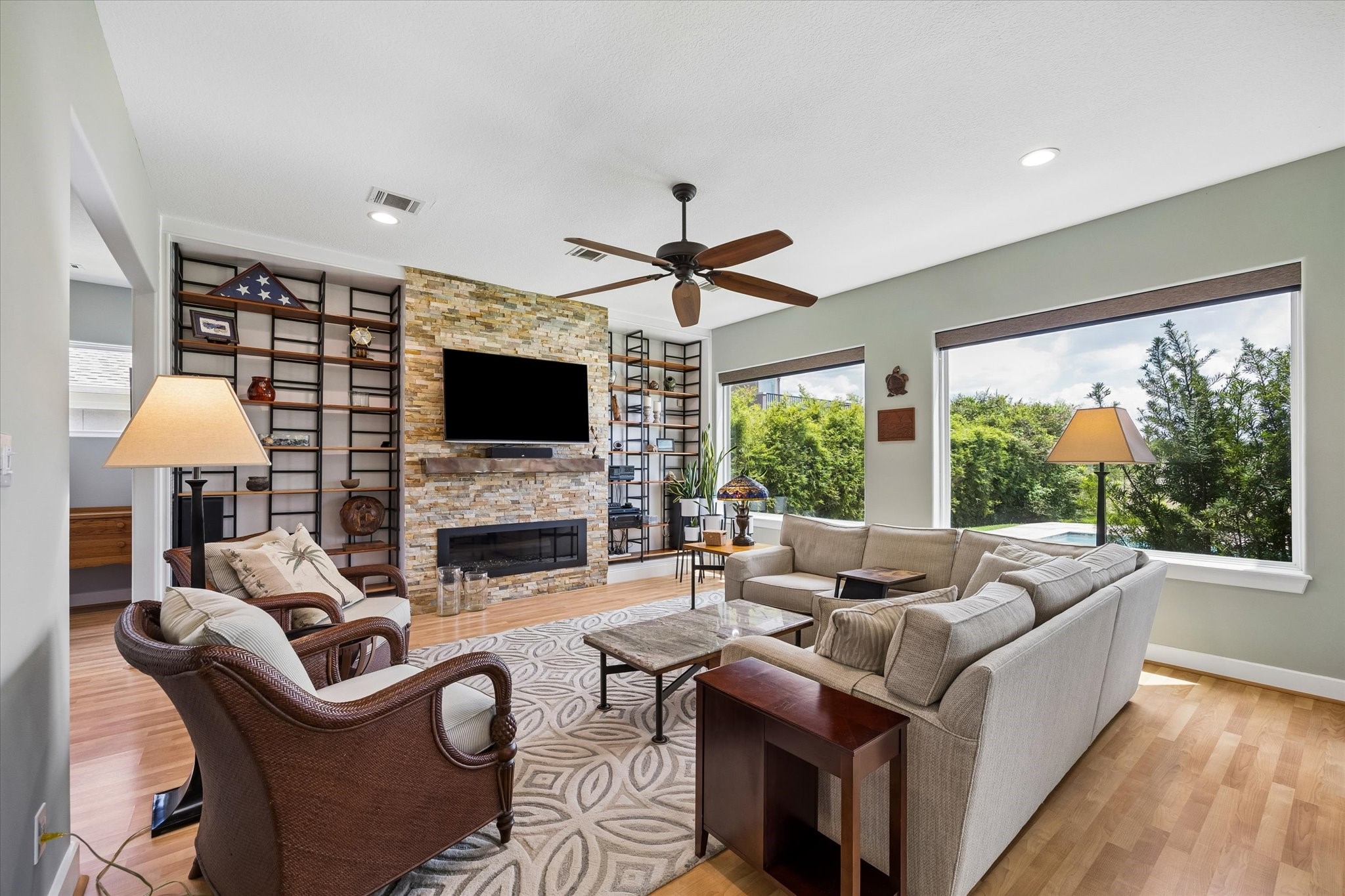 12313 White Oak Pointe Property Photo 10