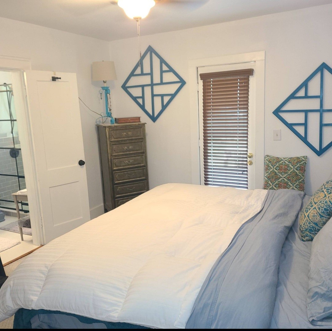 1427 Munger Street Property Photo 11