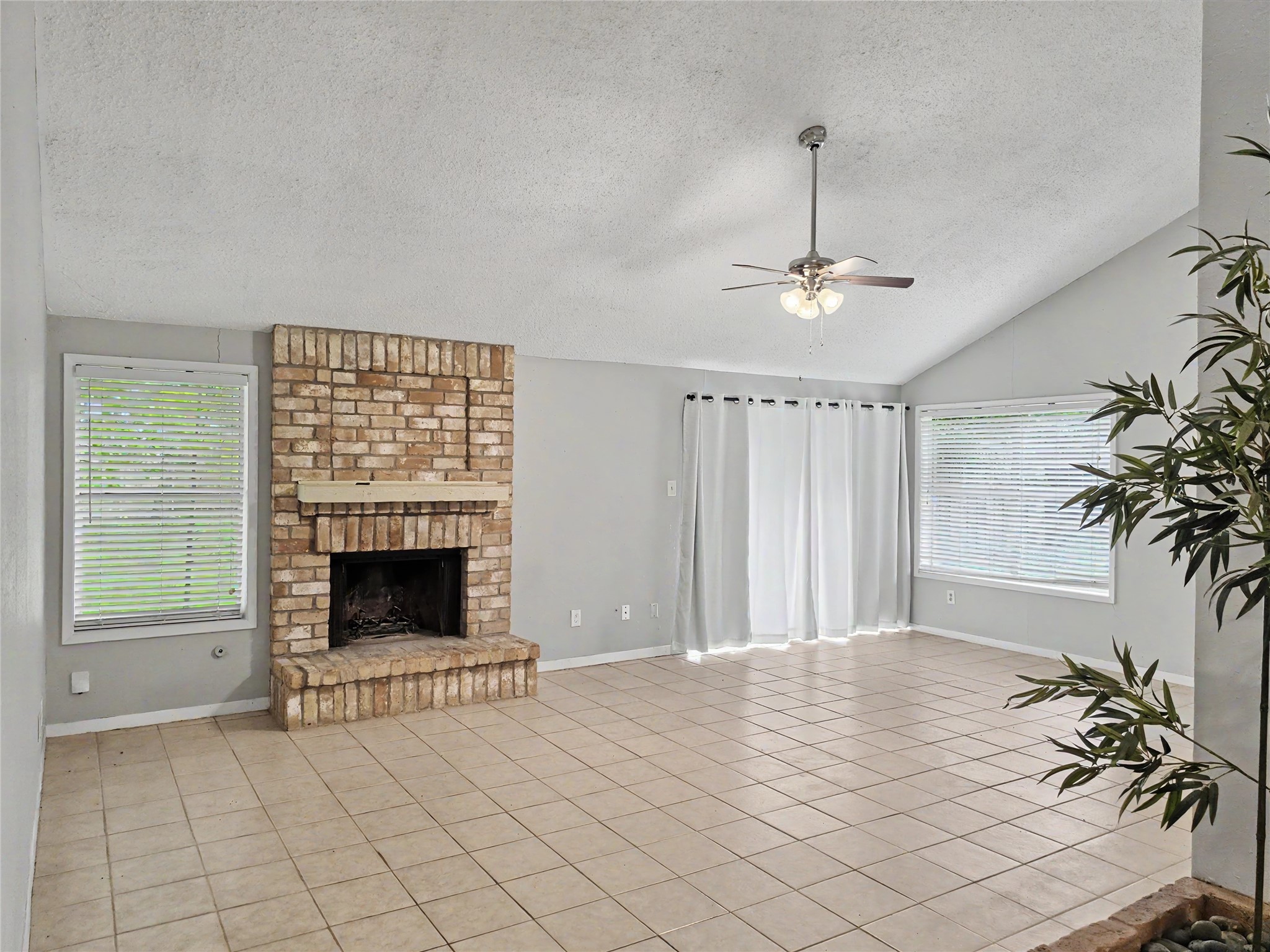 7410 Songwind Lane Property Photo 3