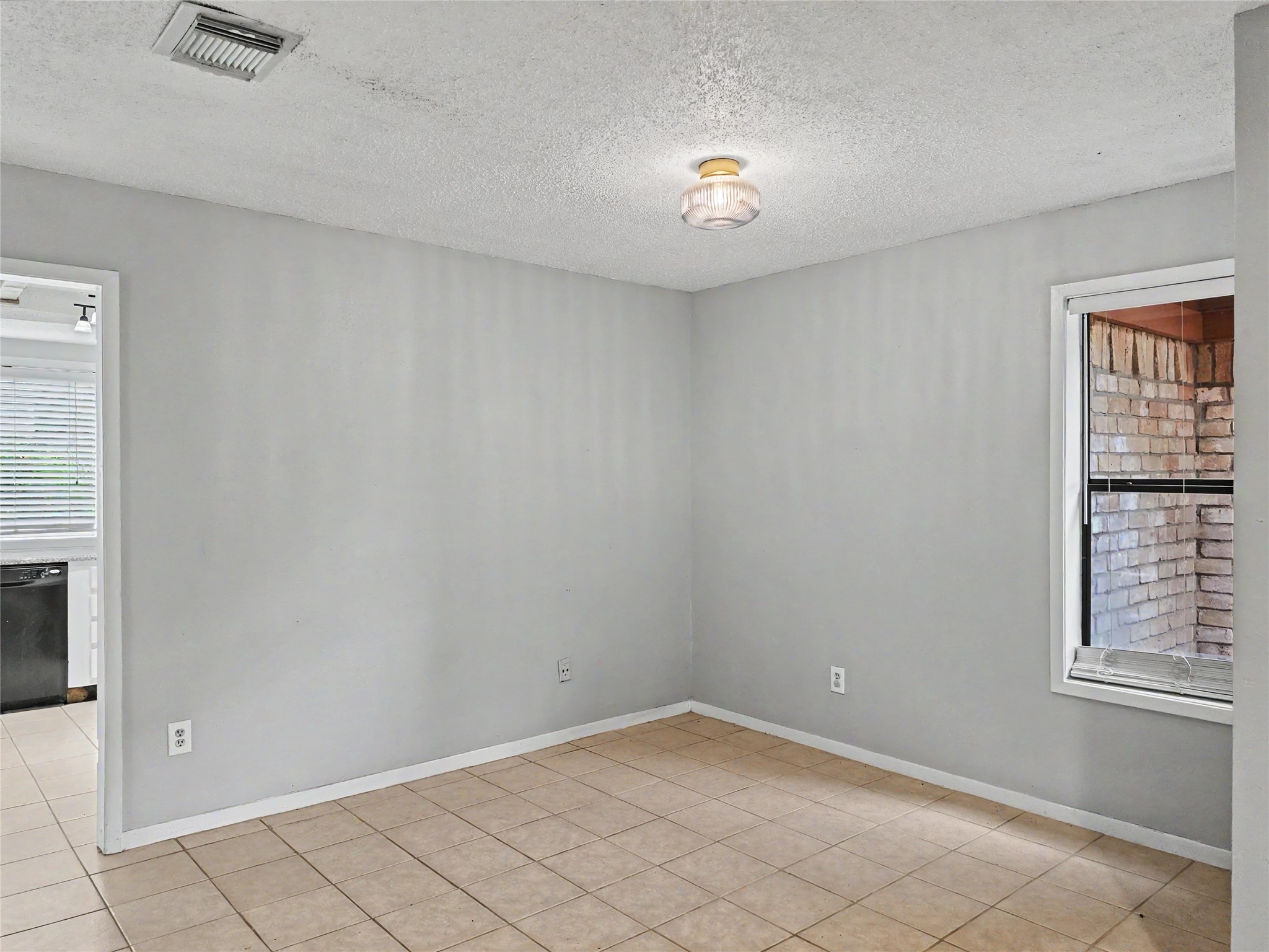 7410 Songwind Lane Property Photo 6
