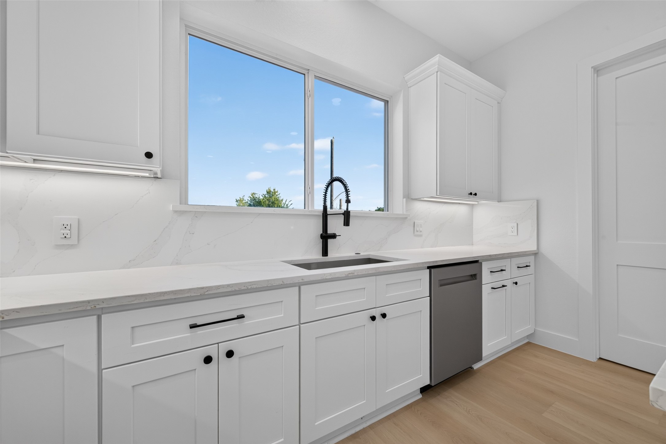 116 Nagle Street Property Photo 18