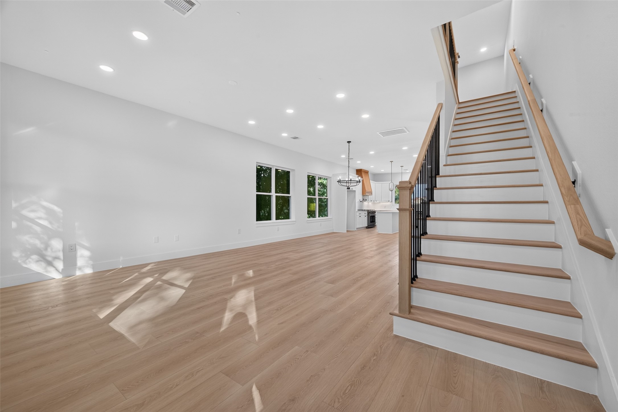 116 Nagle Street Property Photo 27
