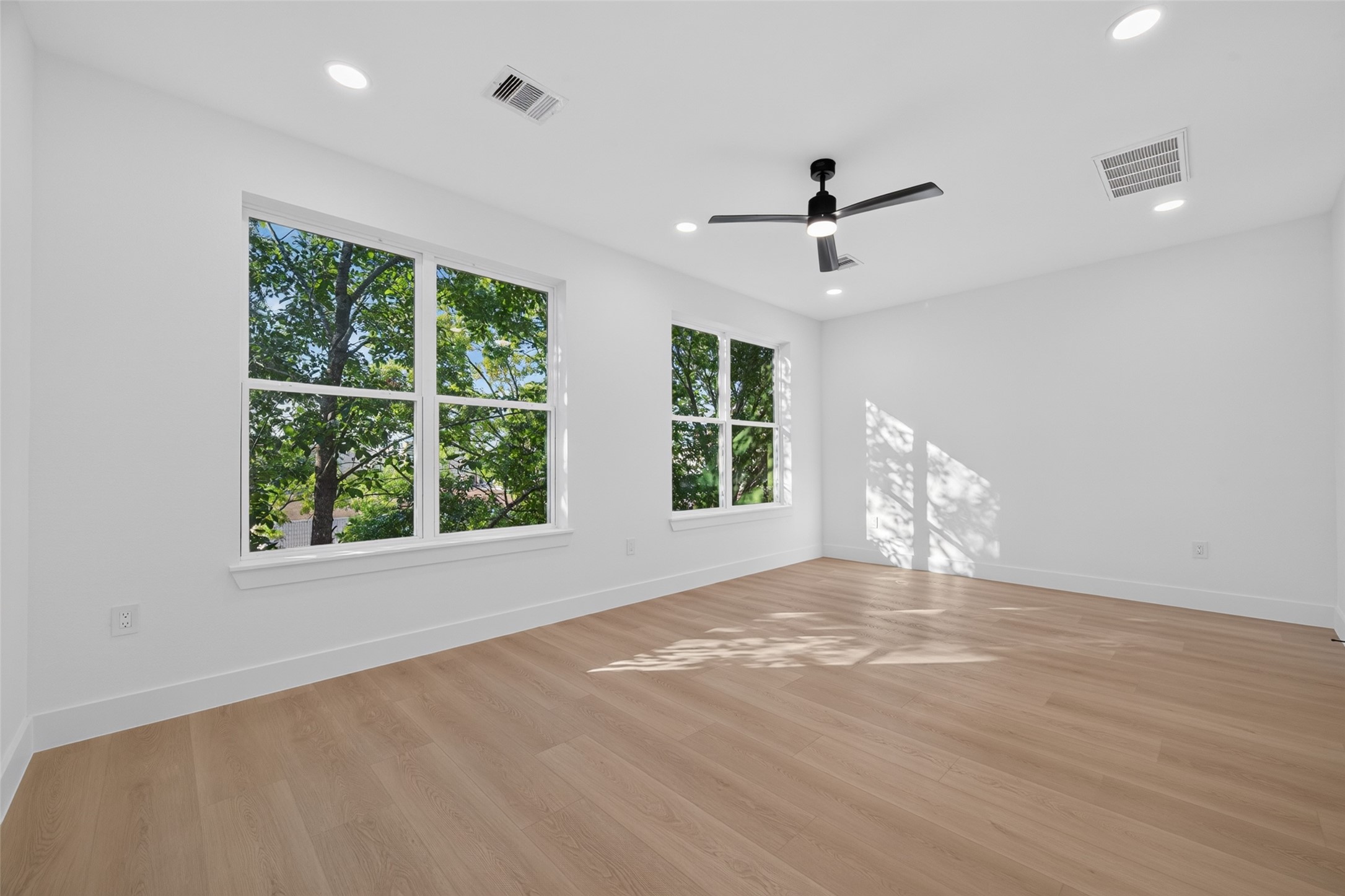 116 Nagle Street Property Photo 34