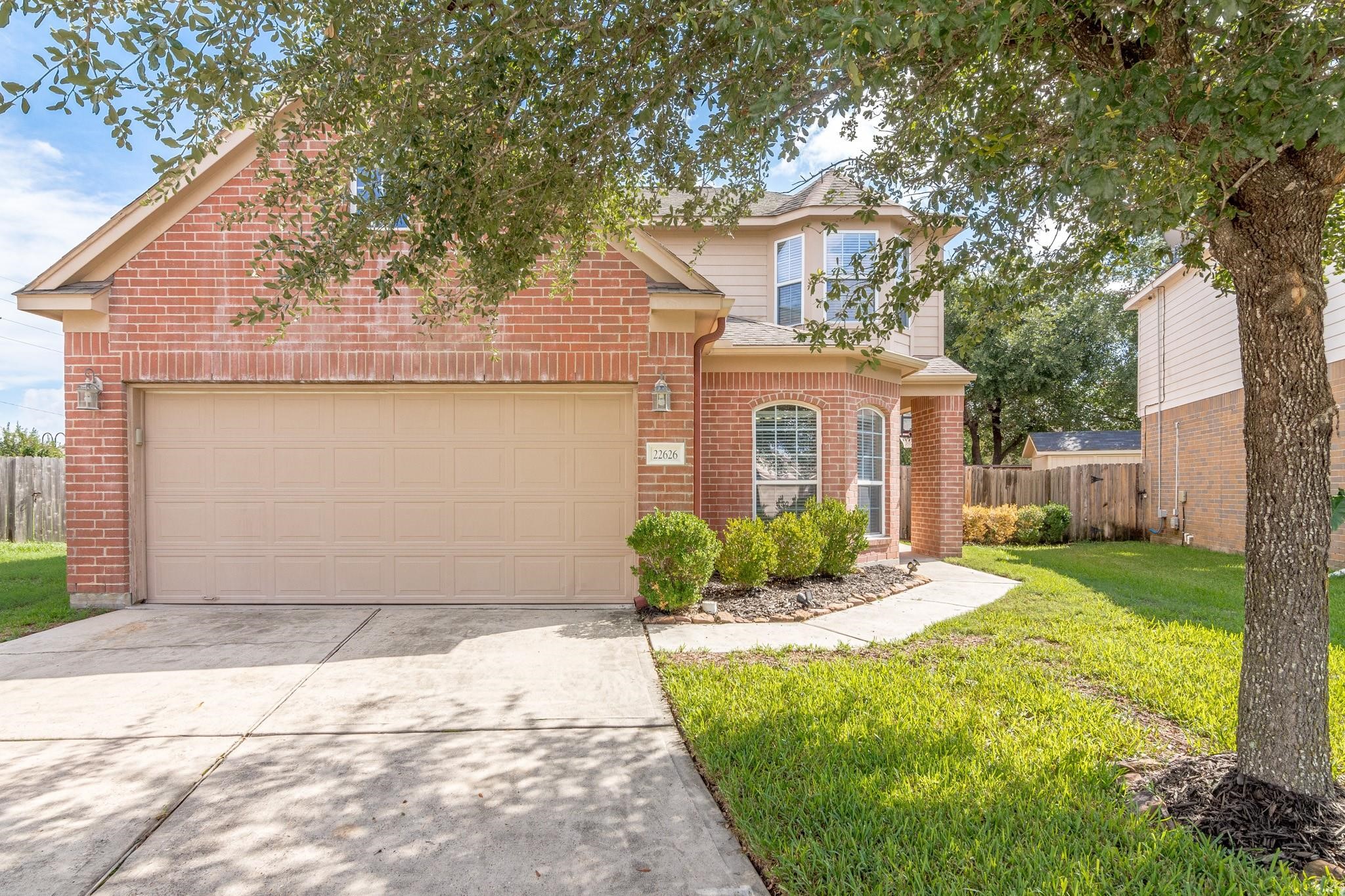 22626 Goss Spring Court S Property Photo 2