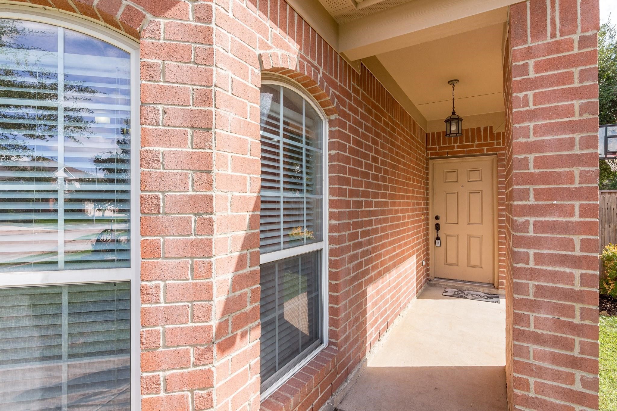 22626 Goss Spring Court S Property Photo 5