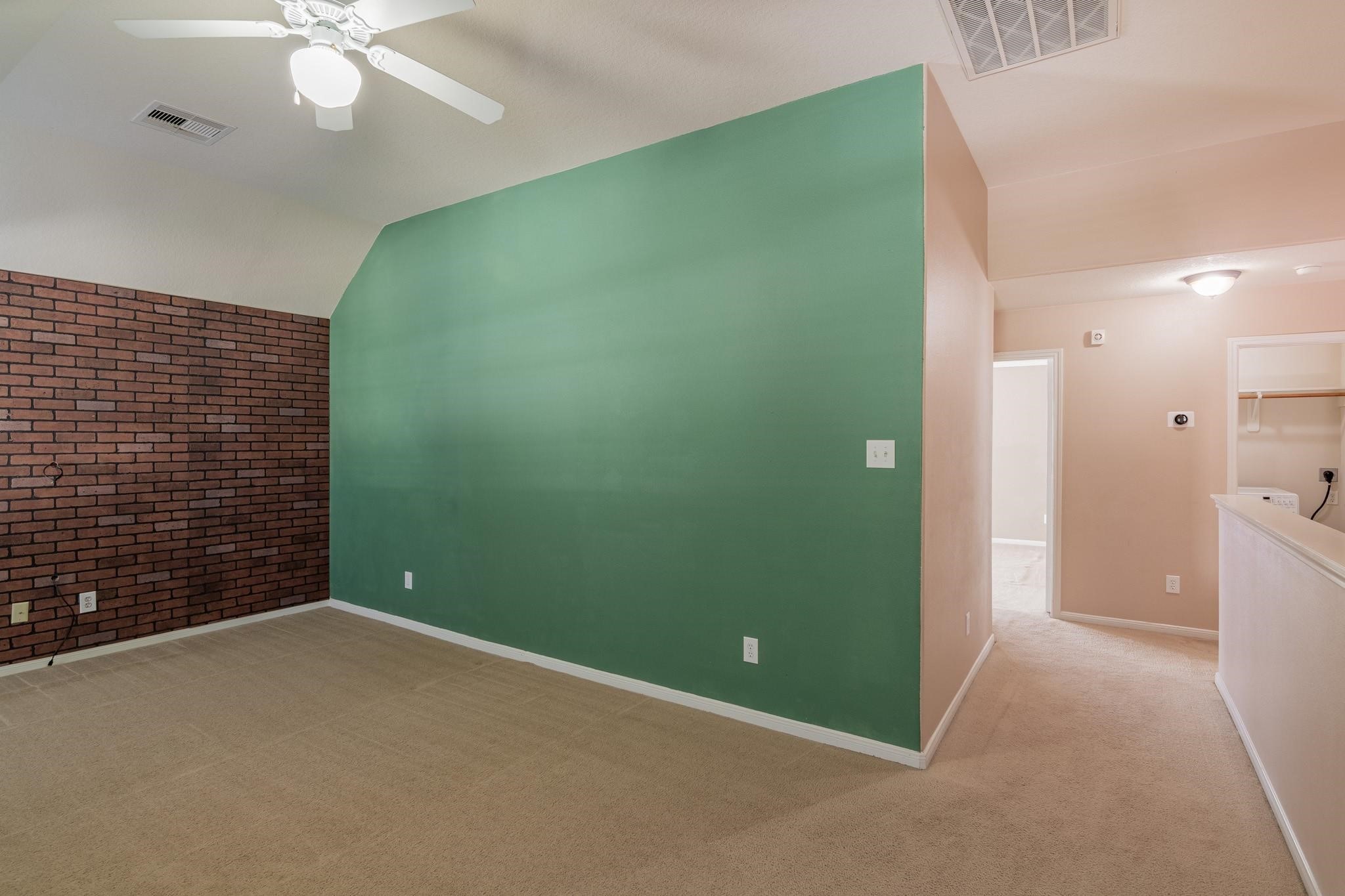 22626 Goss Spring Court S Property Photo 16