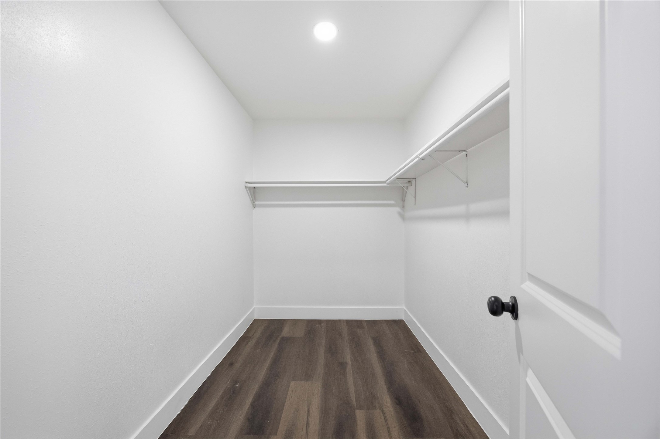 5446 Loch Lomond Drive Property Photo 23