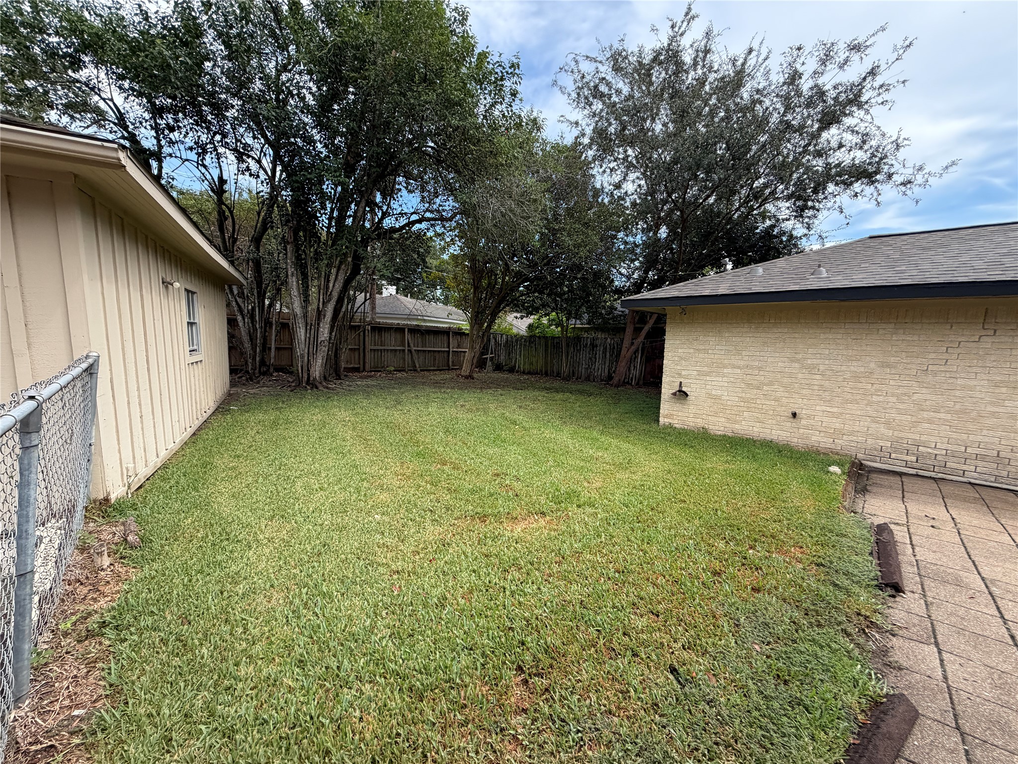 5850 Paisley Street Property Photo 16