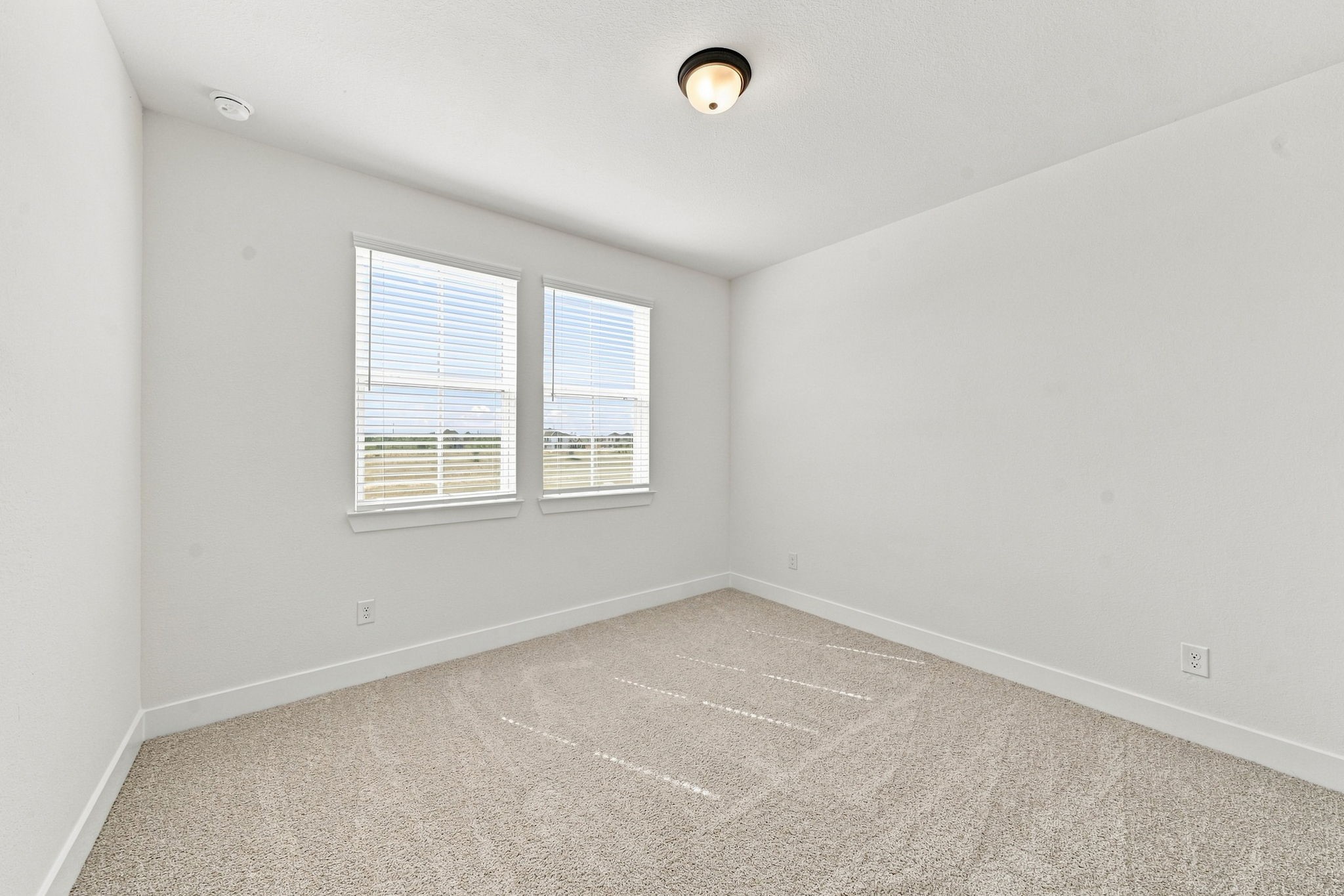 2033 Persimmon Cove Court Property Photo 26