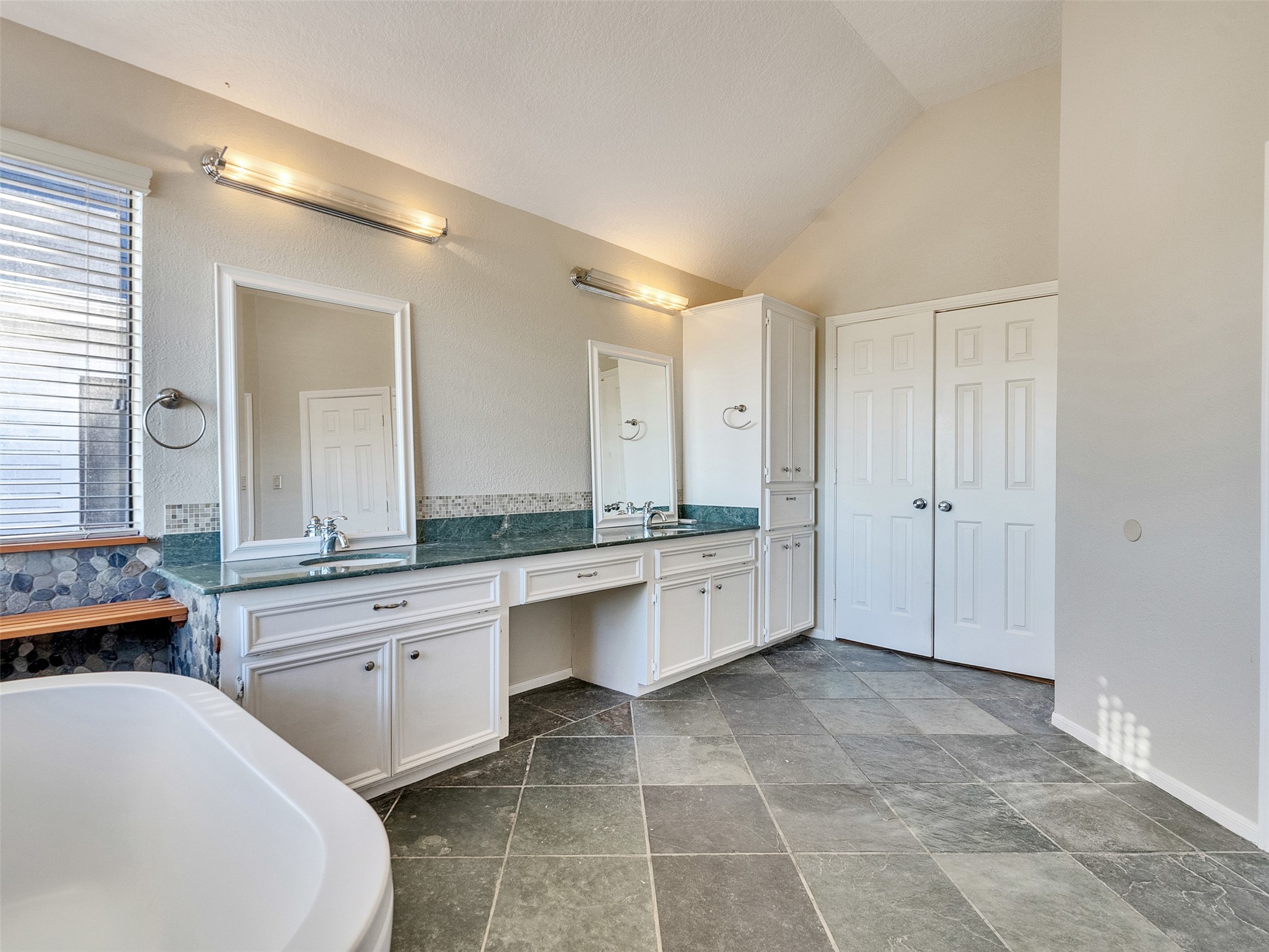 114 Bayou Bend Drive Property Photo 31