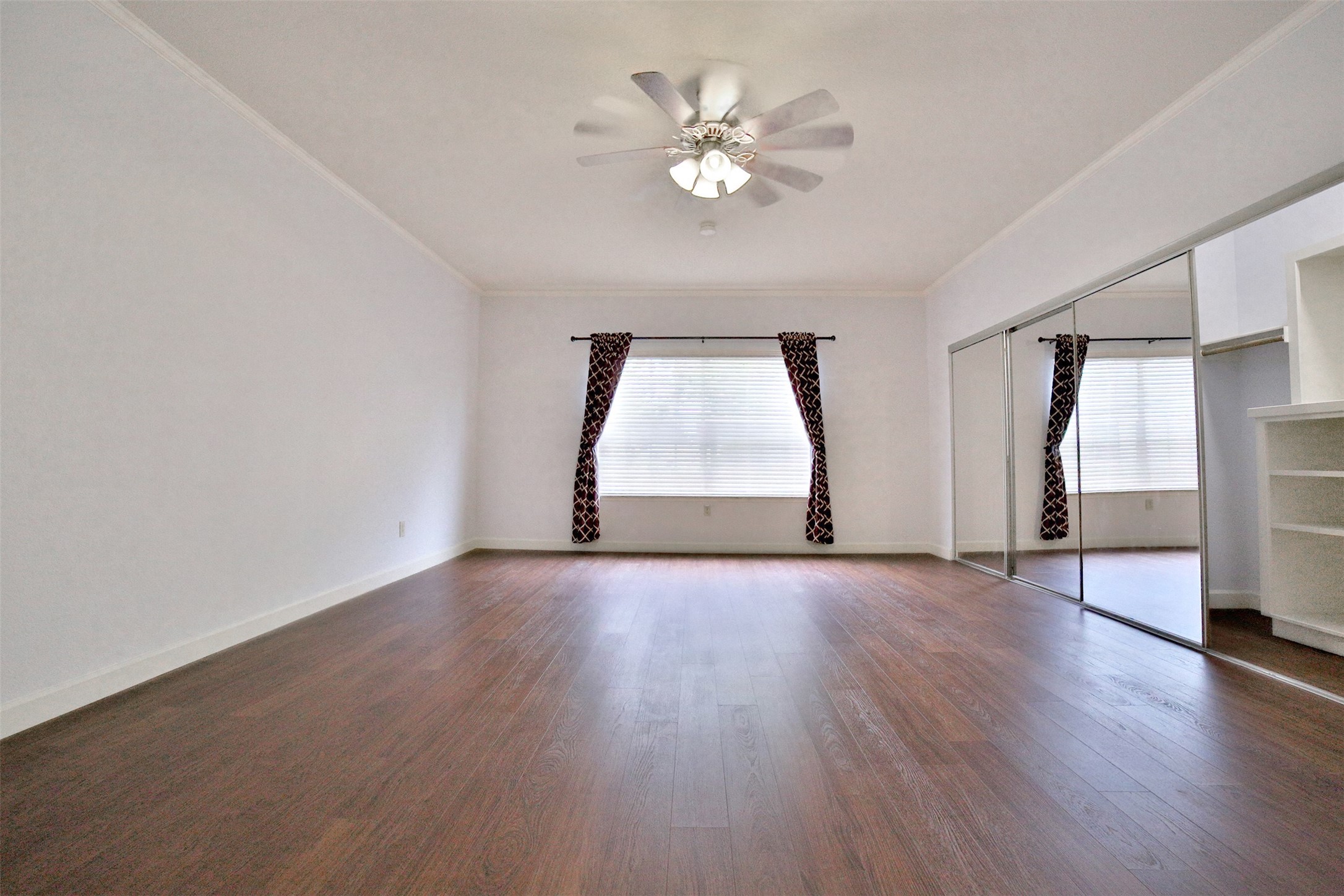 486 S Wilcrest Drive 486 Property Photo 17