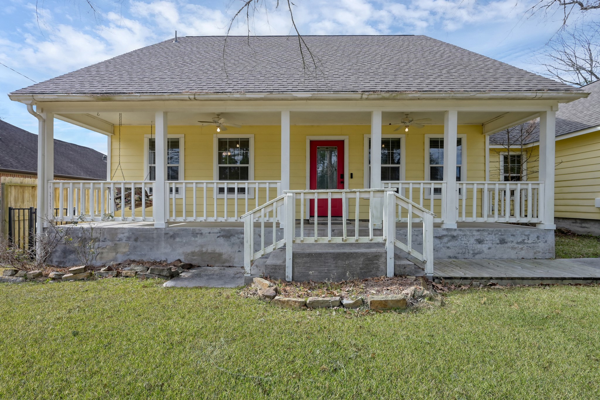 12102 Mustang Avenue Property Photo 3